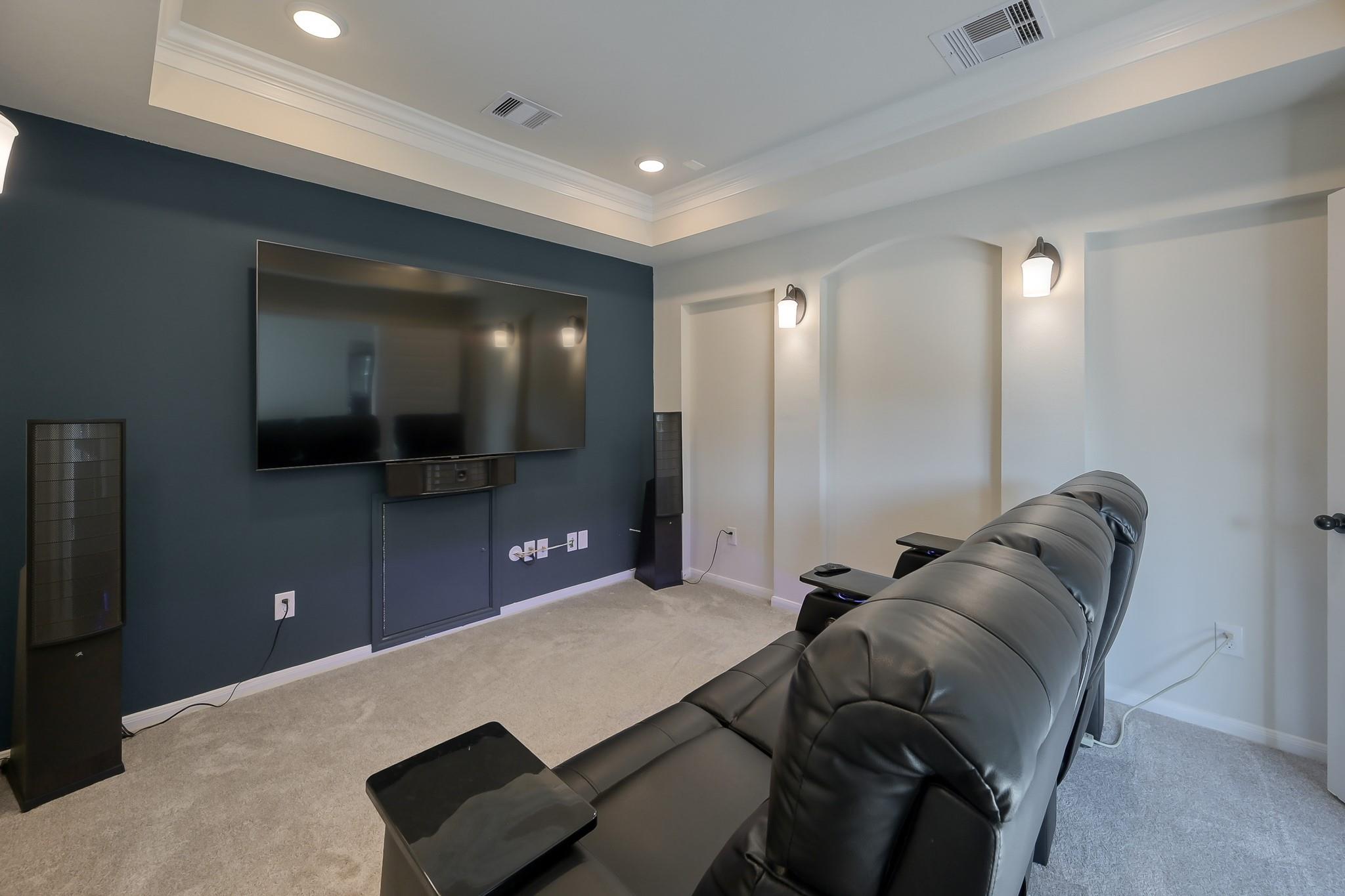 Conroe, Texas, 77318, United States, 5 Bedrooms Bedrooms, ,5 BathroomsBathrooms,Residential,For Sale,1977053