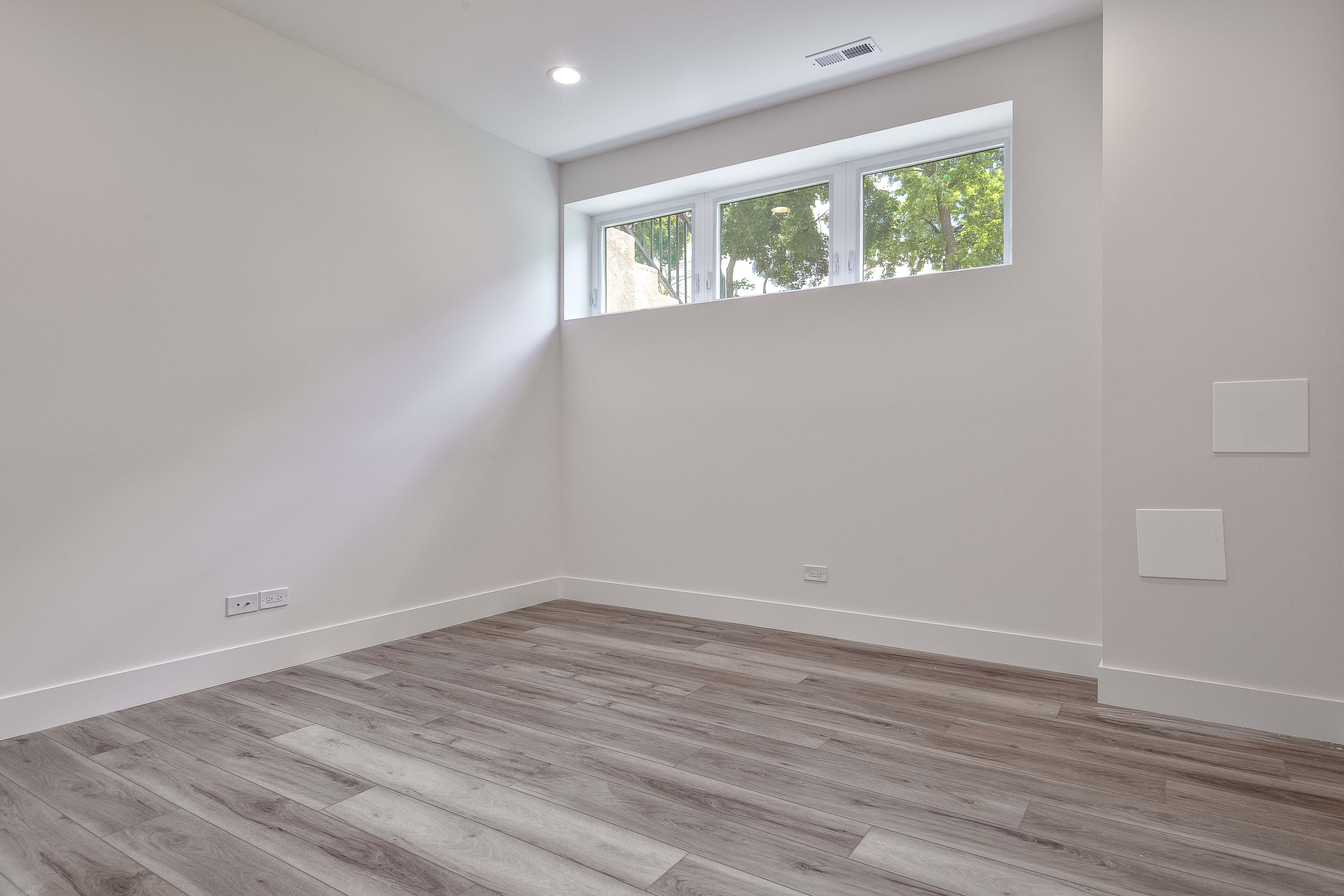  Impeccable 4 Bedroom, 3.1 Bath New Construction Single-family Home - 物件實景