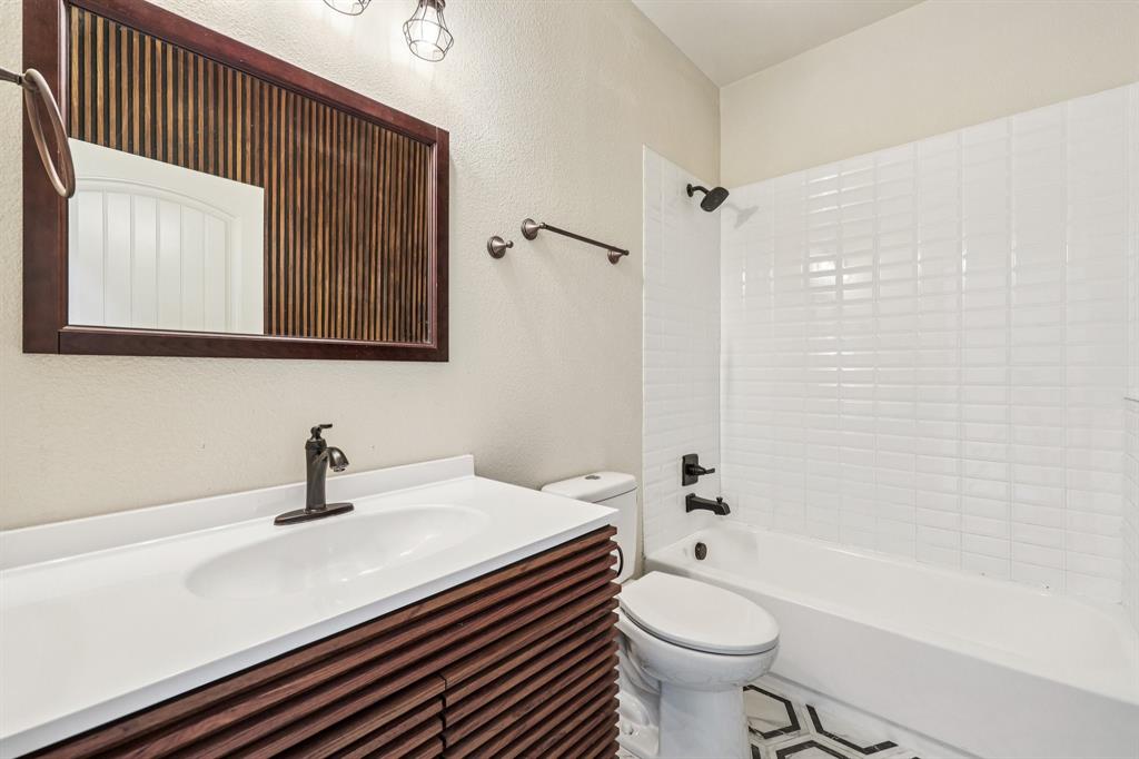Cedar Hill, Texas, 75104, United States, 3 Bedrooms Bedrooms, ,3 BathroomsBathrooms,Residential,For Sale,1943408