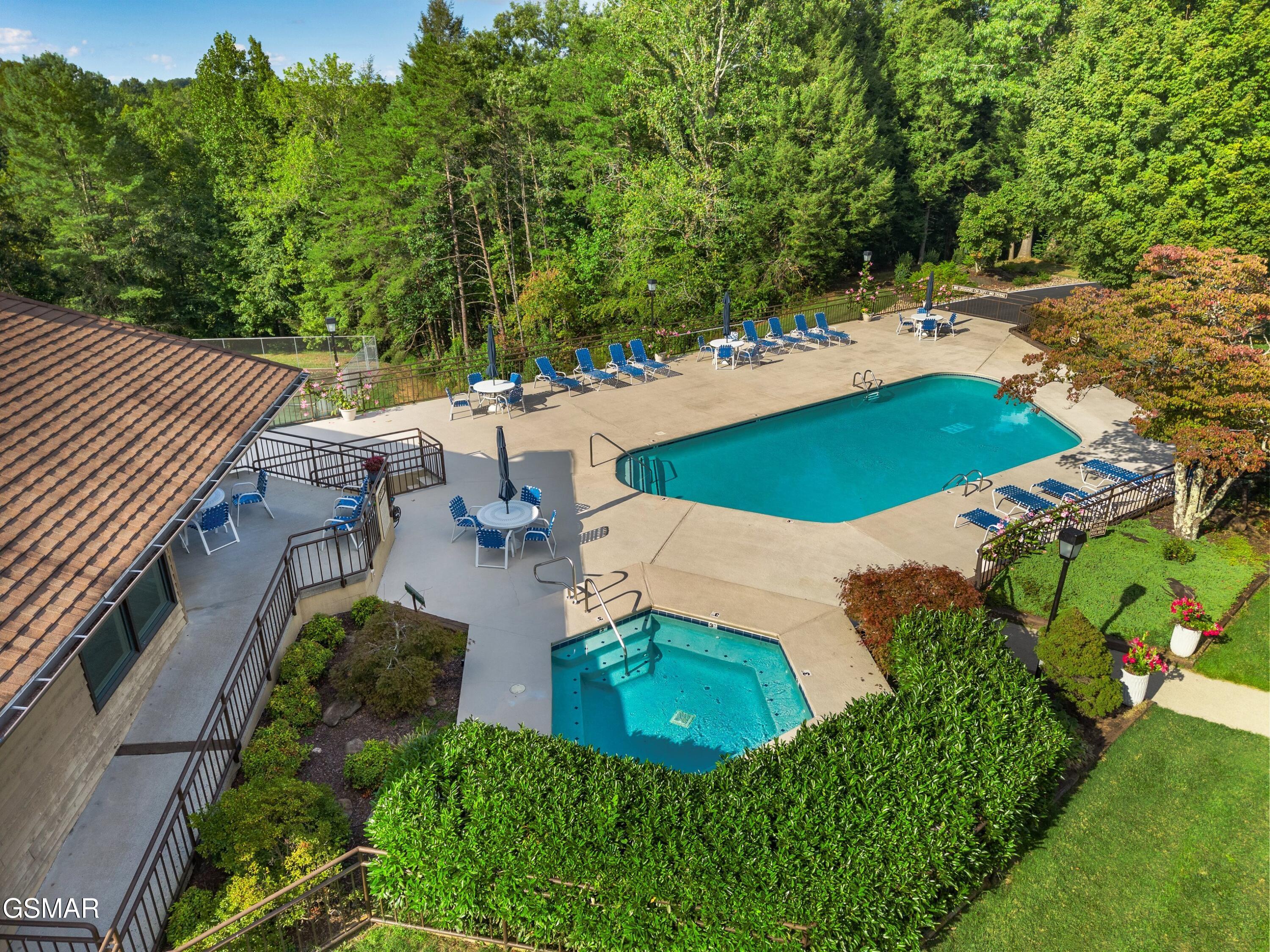 Gatlinburg, Tennessee, 37738, United States, 3 Bedrooms Bedrooms, ,2 BathroomsBathrooms,Residential,For Sale,1943047