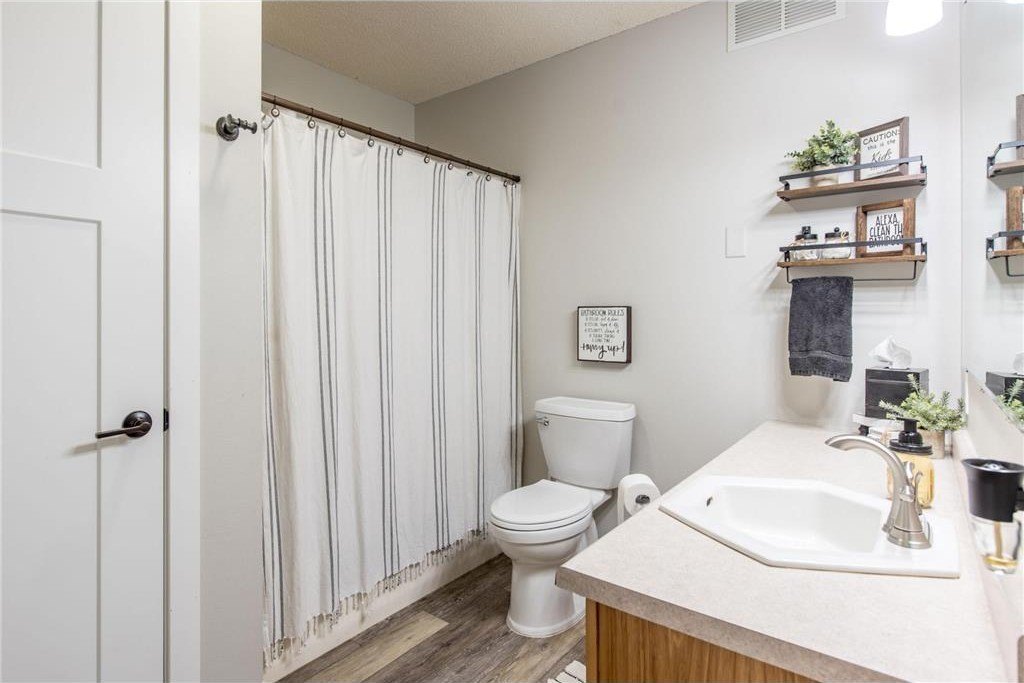 Brandon, Minnesota, 56315, United States, 4 Bedrooms Bedrooms, ,1 BathroomBathrooms,Residential,For Sale,1976926