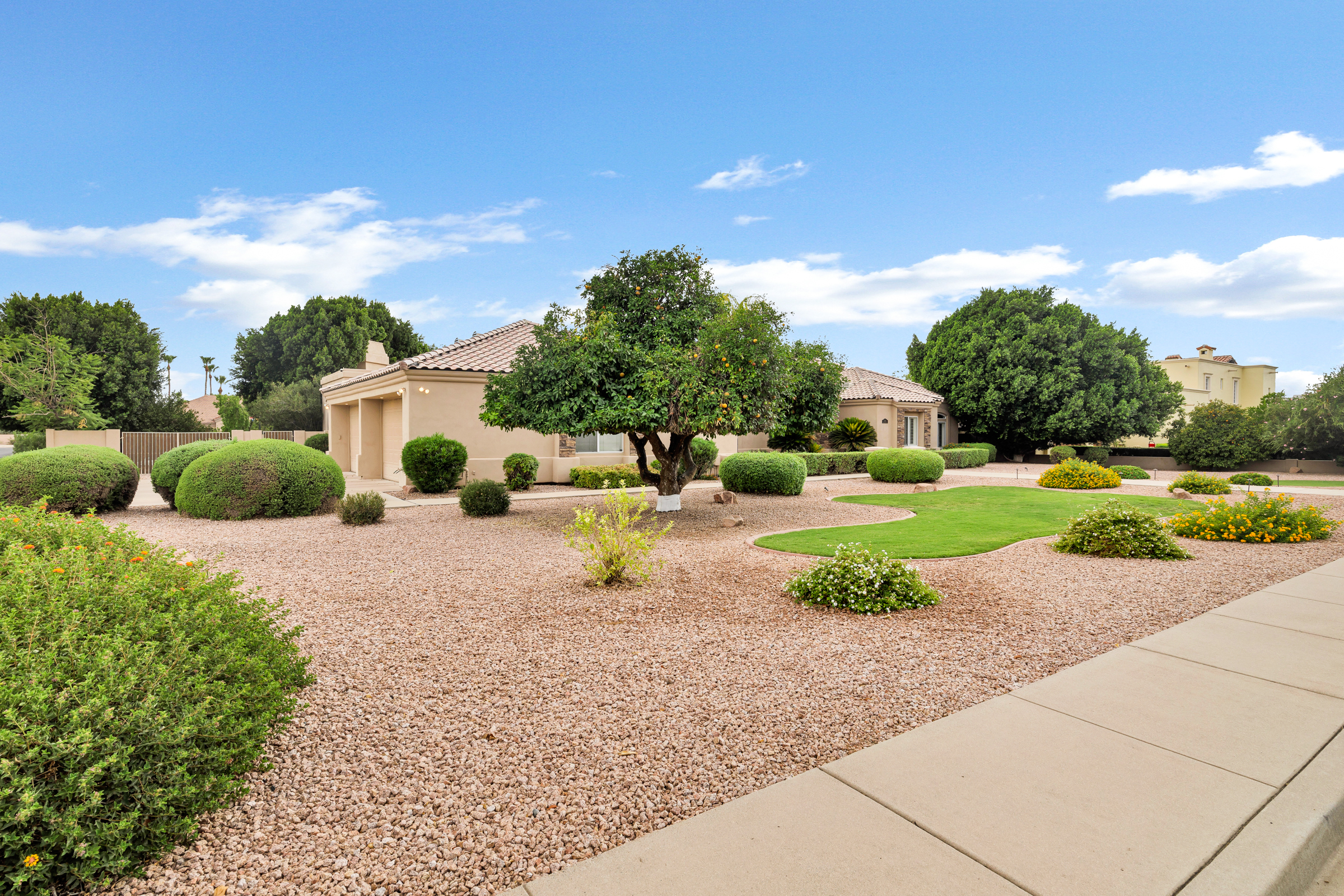 Mesa, Arizona, 85205, United States, 6 Bedrooms Bedrooms, ,3 BathroomsBathrooms,Residential,For Sale,1900615