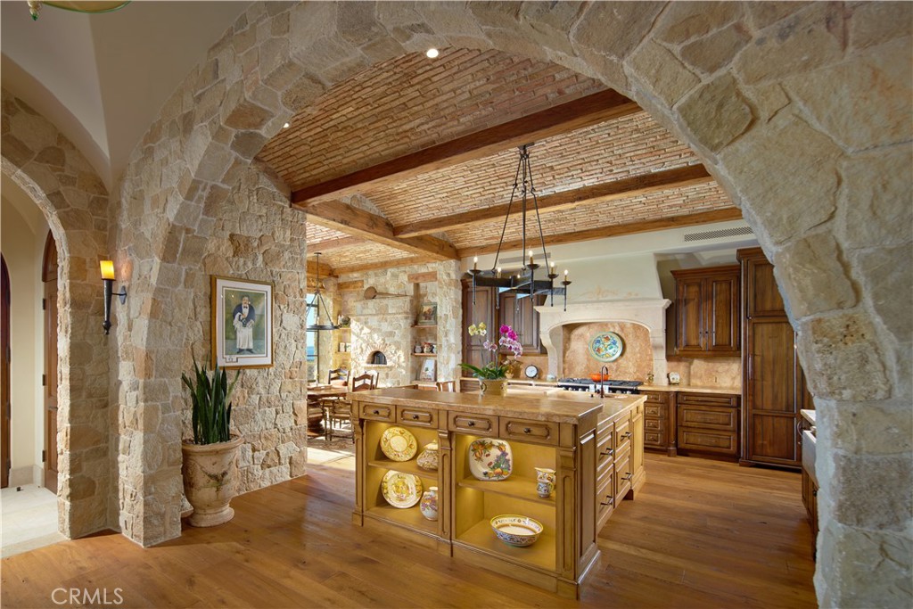Corona del Mar, California, 92625, United States, 4 Bedrooms Bedrooms, ,3 BathroomsBathrooms,Residential,For Sale,1695491
