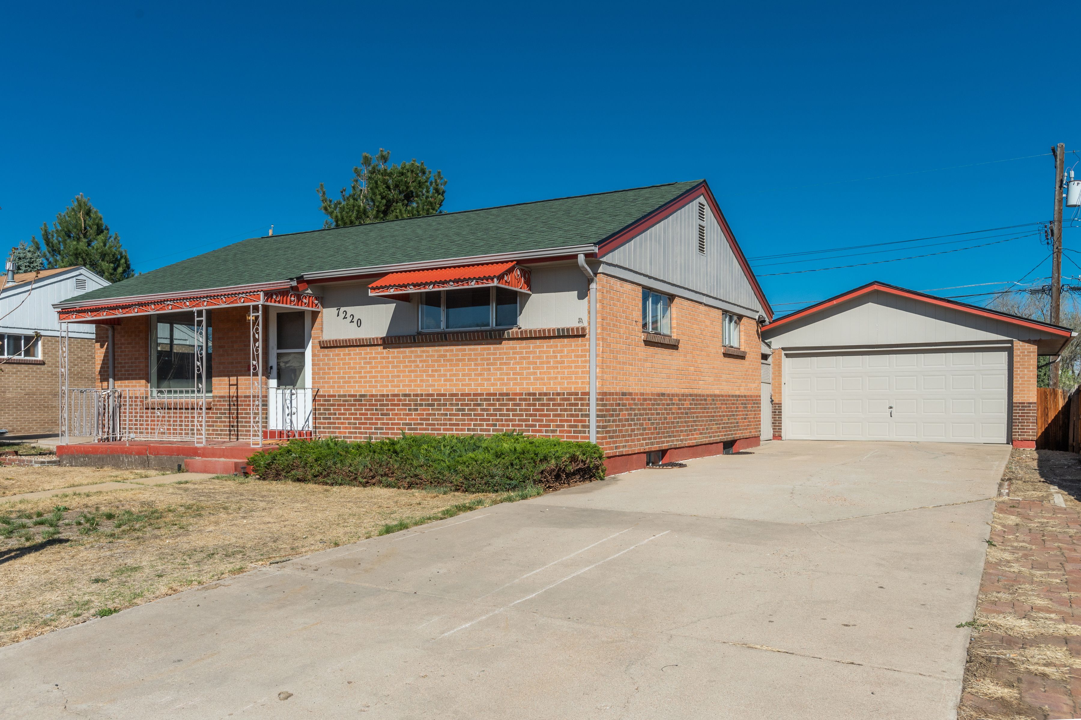  Charming Brick Bungalow - 物件實景