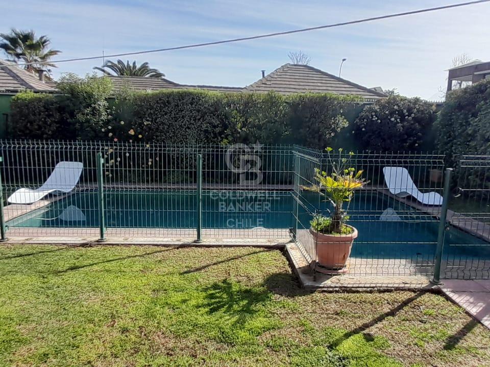 Vitacura, Chile, 5 Bedrooms Bedrooms, ,4 BathroomsBathrooms,Residential,For Sale,1961316