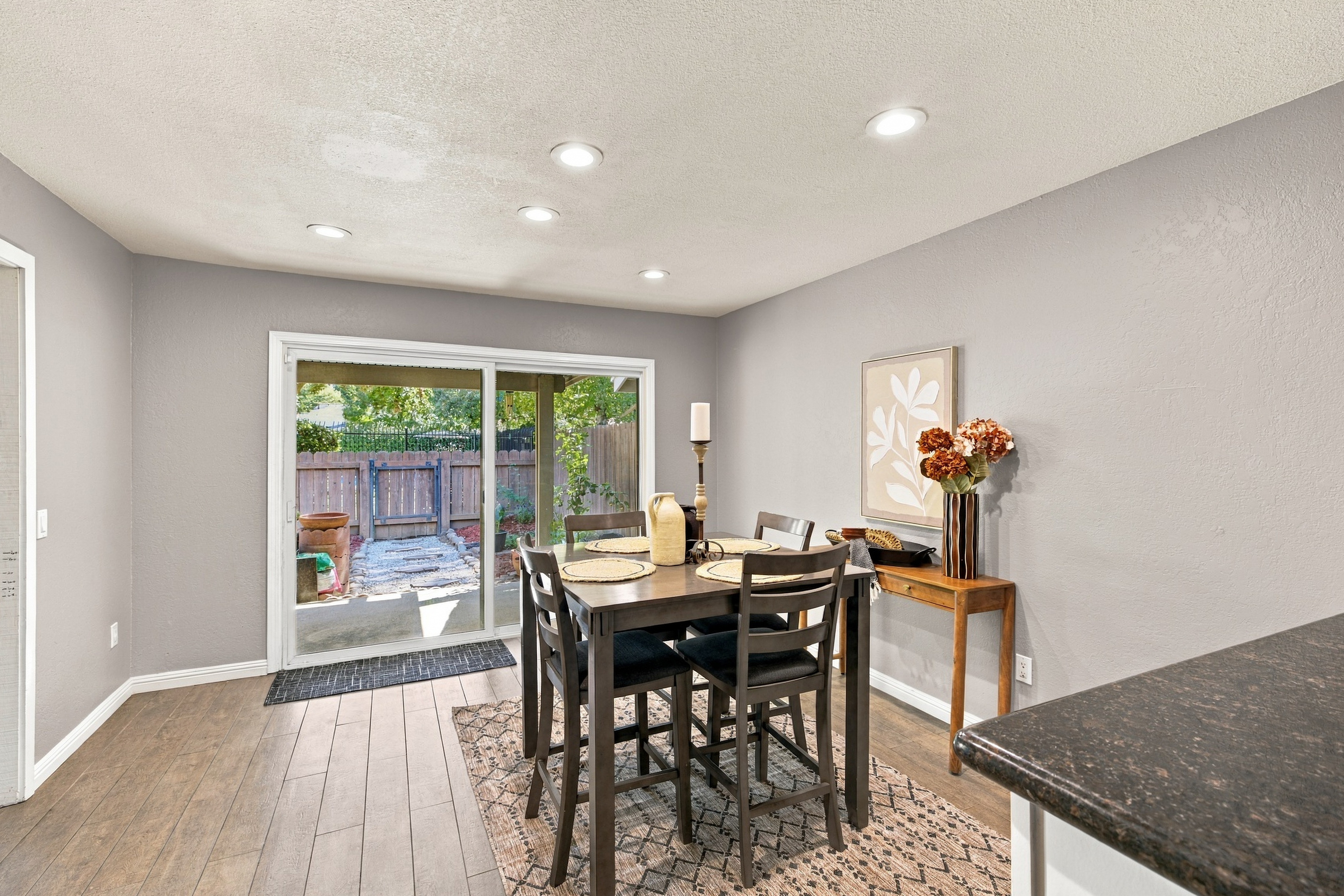  6750 Bertran Court, Citrus Heights, CA 95621 - 物件實景