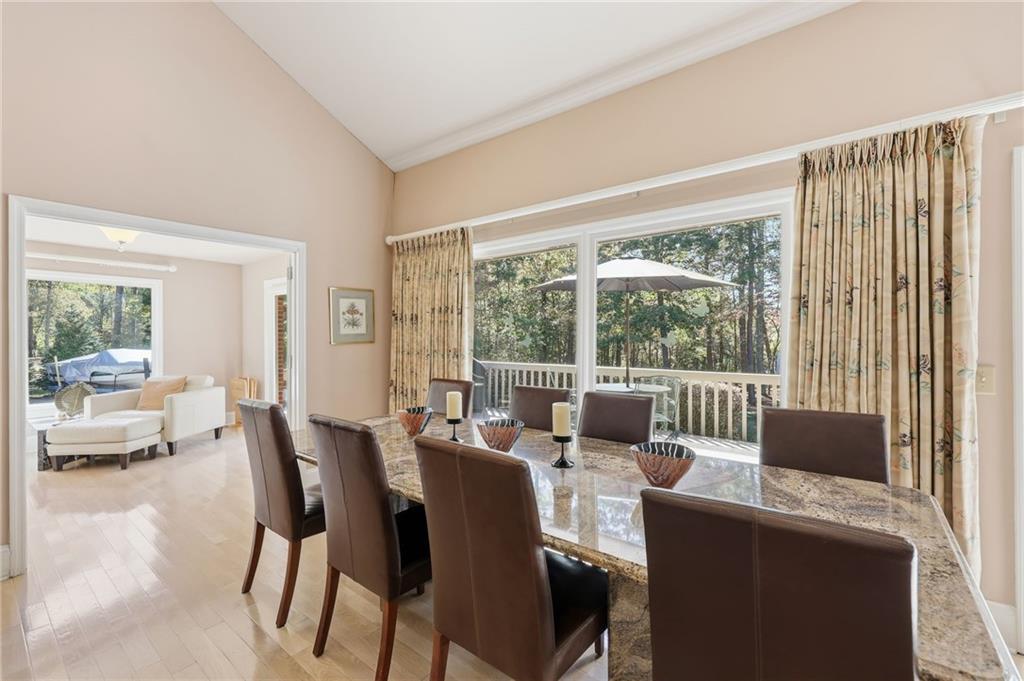 Buford, Georgia, 30518, United States, 4 Bedrooms Bedrooms, ,4 BathroomsBathrooms,Residential,For Sale,1986325