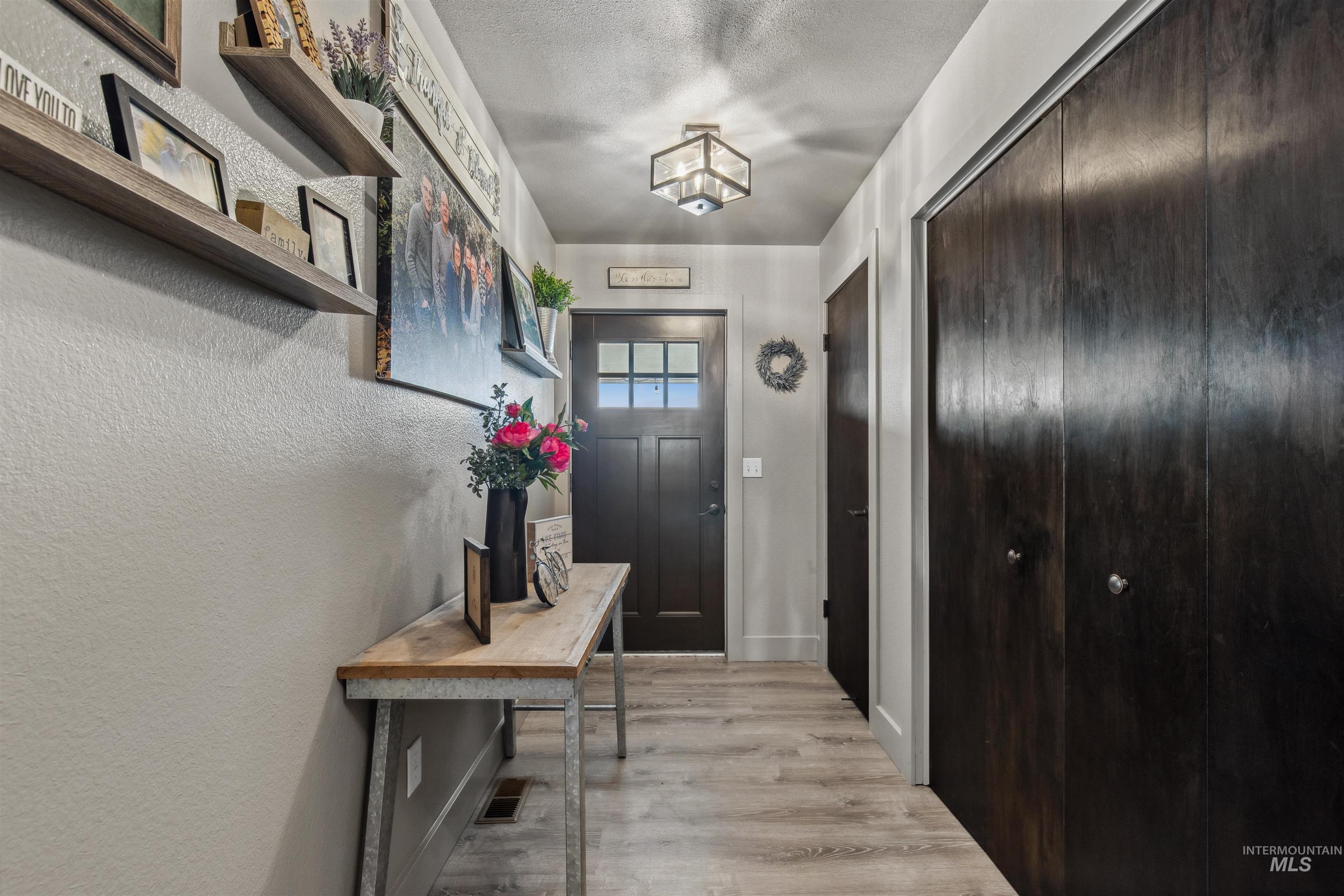 Clarkston, Washington, 99403, United States, 3 Bedrooms Bedrooms, ,Residential,For Sale,2000583