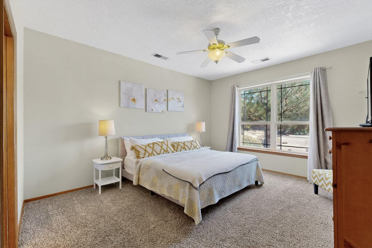 Albuquerque, New Mexico, 87122, United States, 4 Bedrooms Bedrooms, ,3 BathroomsBathrooms,Residential,For Sale,1964200