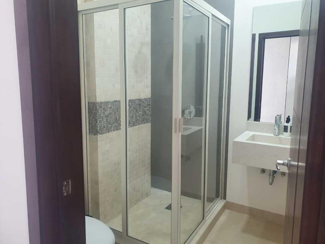 CERRADA TOSCANA FLORENCIA, Torreón, Coahuila de Zaragoza, 27018, Mexico, 3 Bedrooms Bedrooms, ,4 BathroomsBathrooms,Residential,For Sale,CERRADA TOSCANA FLORENCIA,1235169