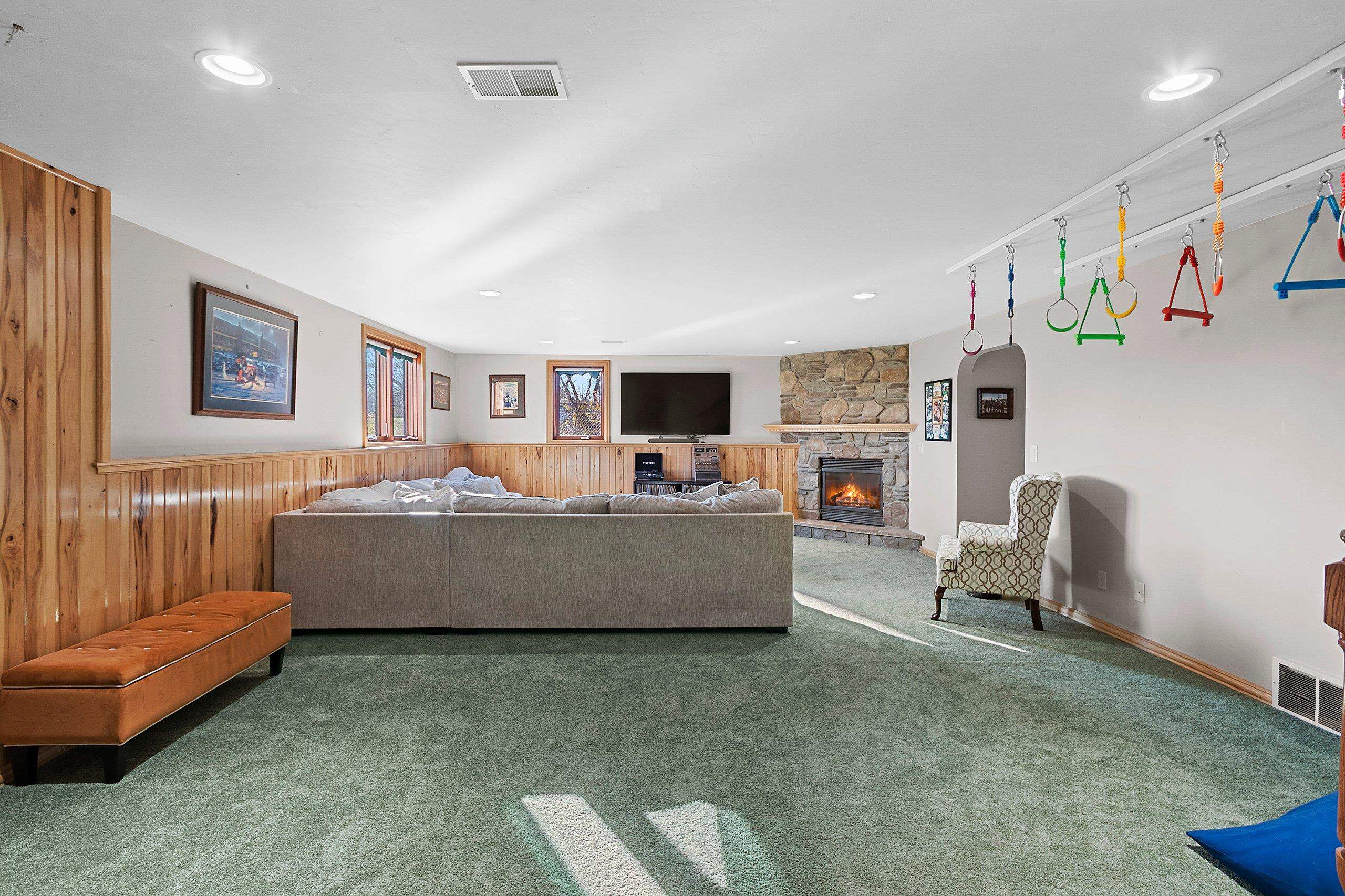 GREEN BAY, Wisconsin, 54311, United States, 4 Bedrooms Bedrooms, ,4 BathroomsBathrooms,Residential,For Sale,1991050