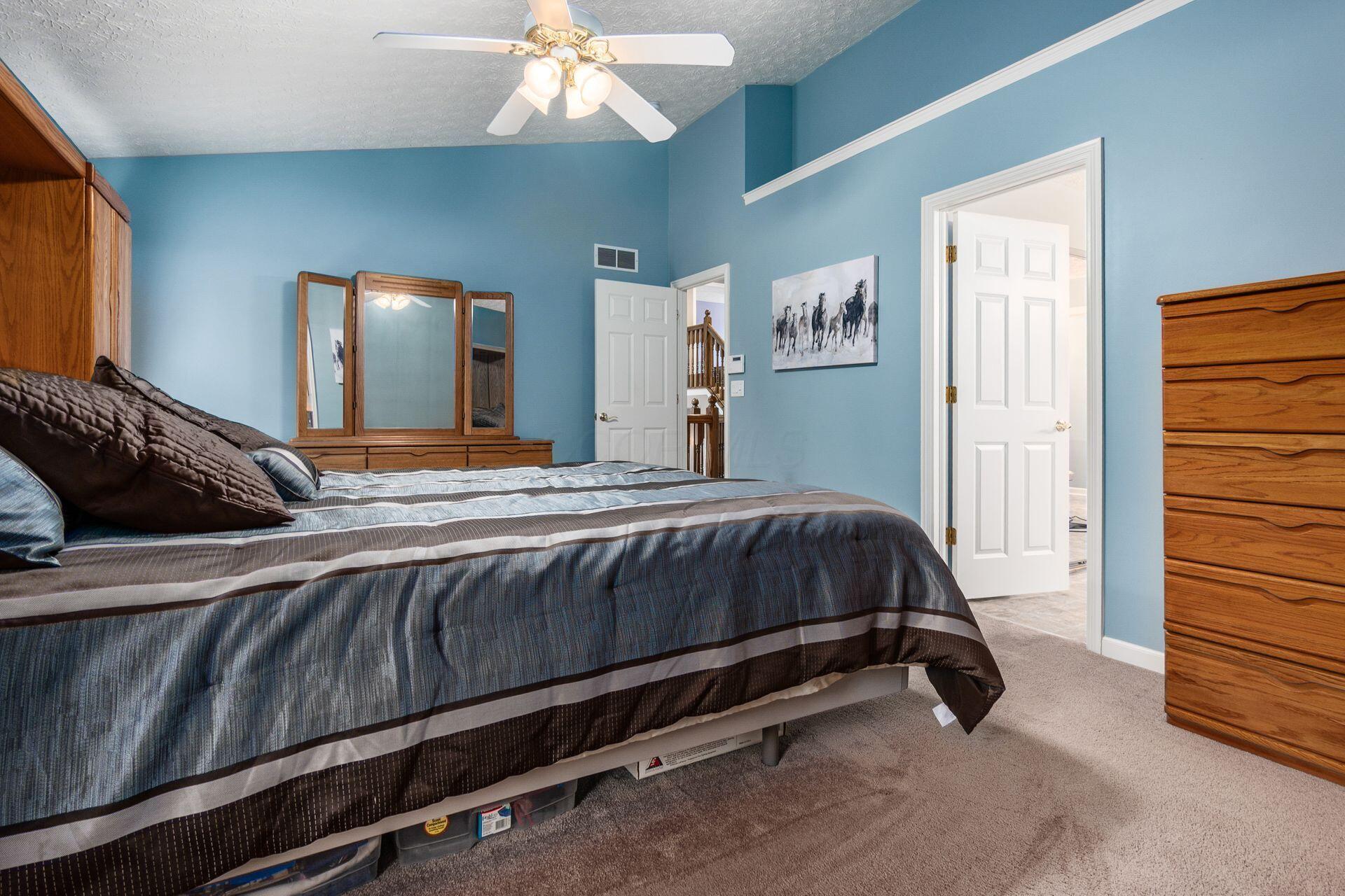 Dublin, Ohio, 43016, United States, 4 Bedrooms Bedrooms, ,4 BathroomsBathrooms,Residential,For Sale,1996840