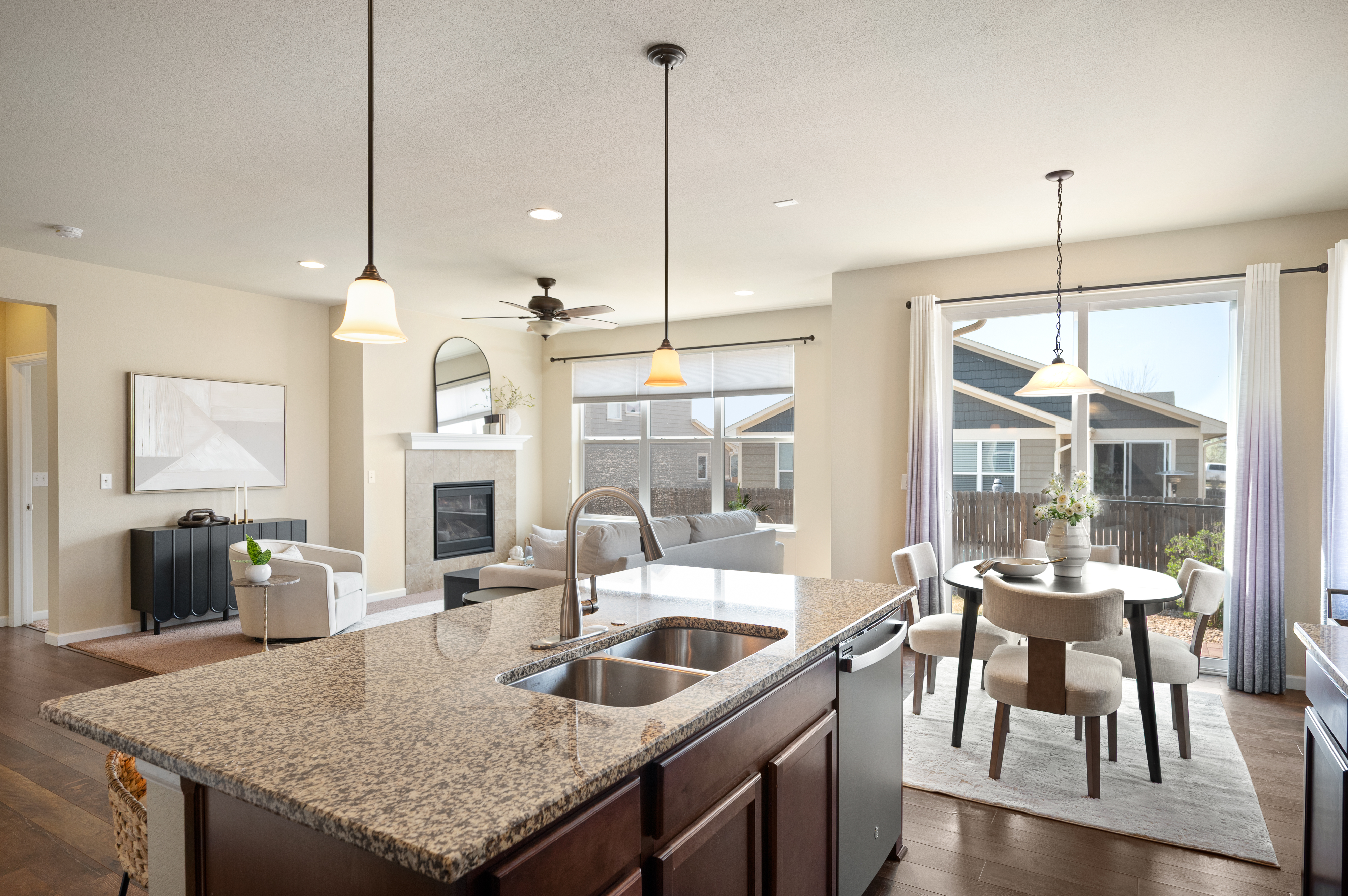  Bright and Inviting Ranch-Style Home in the Heart of Brighton - 物件實景