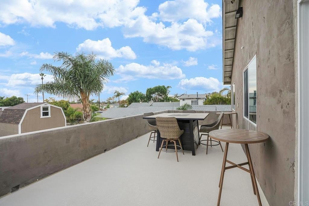 Chula Vista, California, 91911, United States, 10 Bedrooms Bedrooms, ,Residential,For Sale,1991347