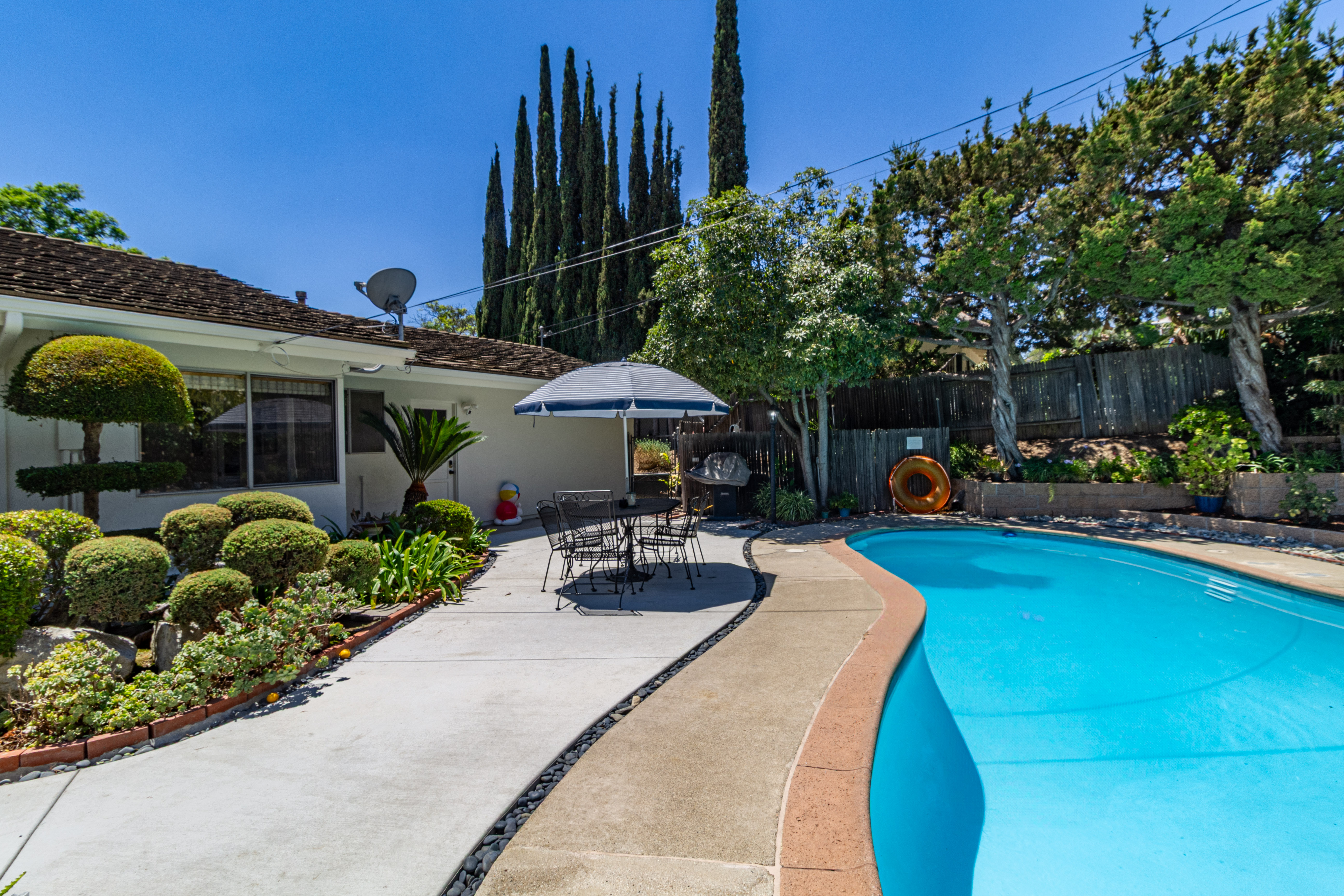Fullerton, California, 92831, United States, 4 Bedrooms Bedrooms, ,1 BathroomBathrooms,Residential,For Sale,1915425