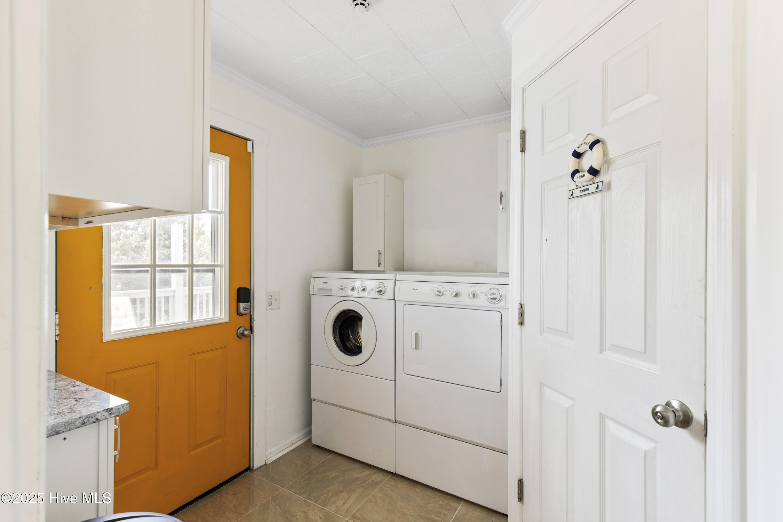 Carolina Beach, North Carolina, 28428, United States, 3 Bedrooms Bedrooms, ,2 BathroomsBathrooms,Residential,For Sale,1837504