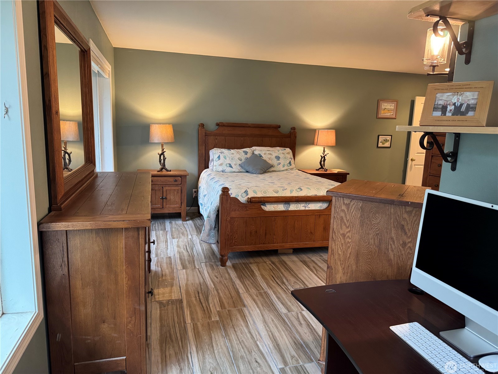 Long Beach, Washington, 98631, United States, 3 Bedrooms Bedrooms, ,2 BathroomsBathrooms,Residential,For Sale,1895276