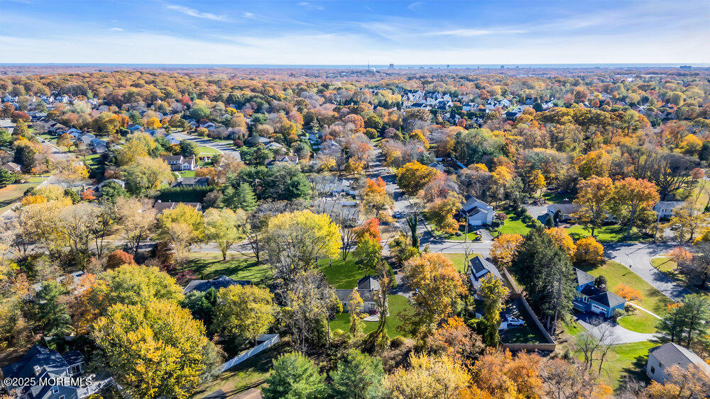 Tinton Falls, New Jersey, 07712, United States, 3 Bedrooms Bedrooms, ,2 BathroomsBathrooms,Residential,For Sale,1987767