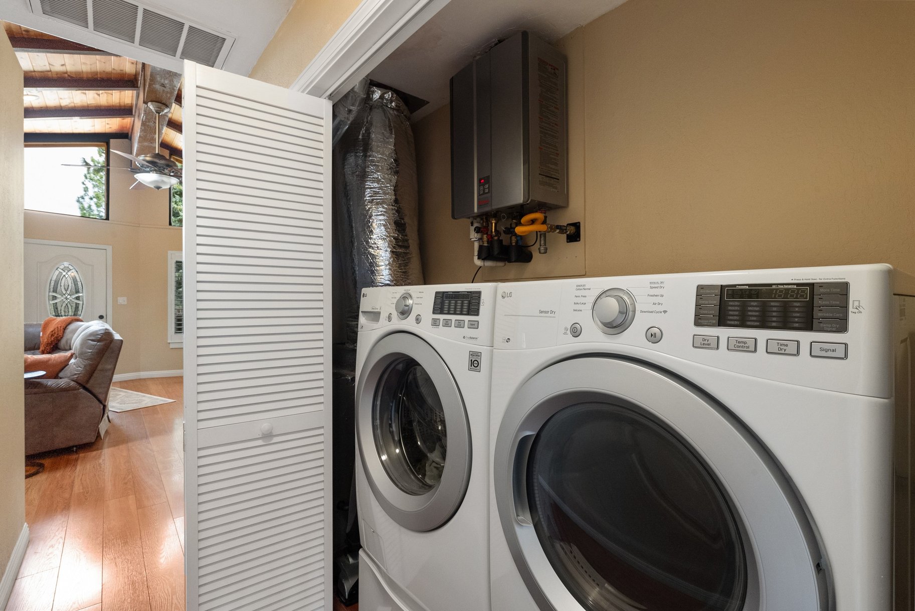  An Elevated Tahoe Retreat - 物件實景