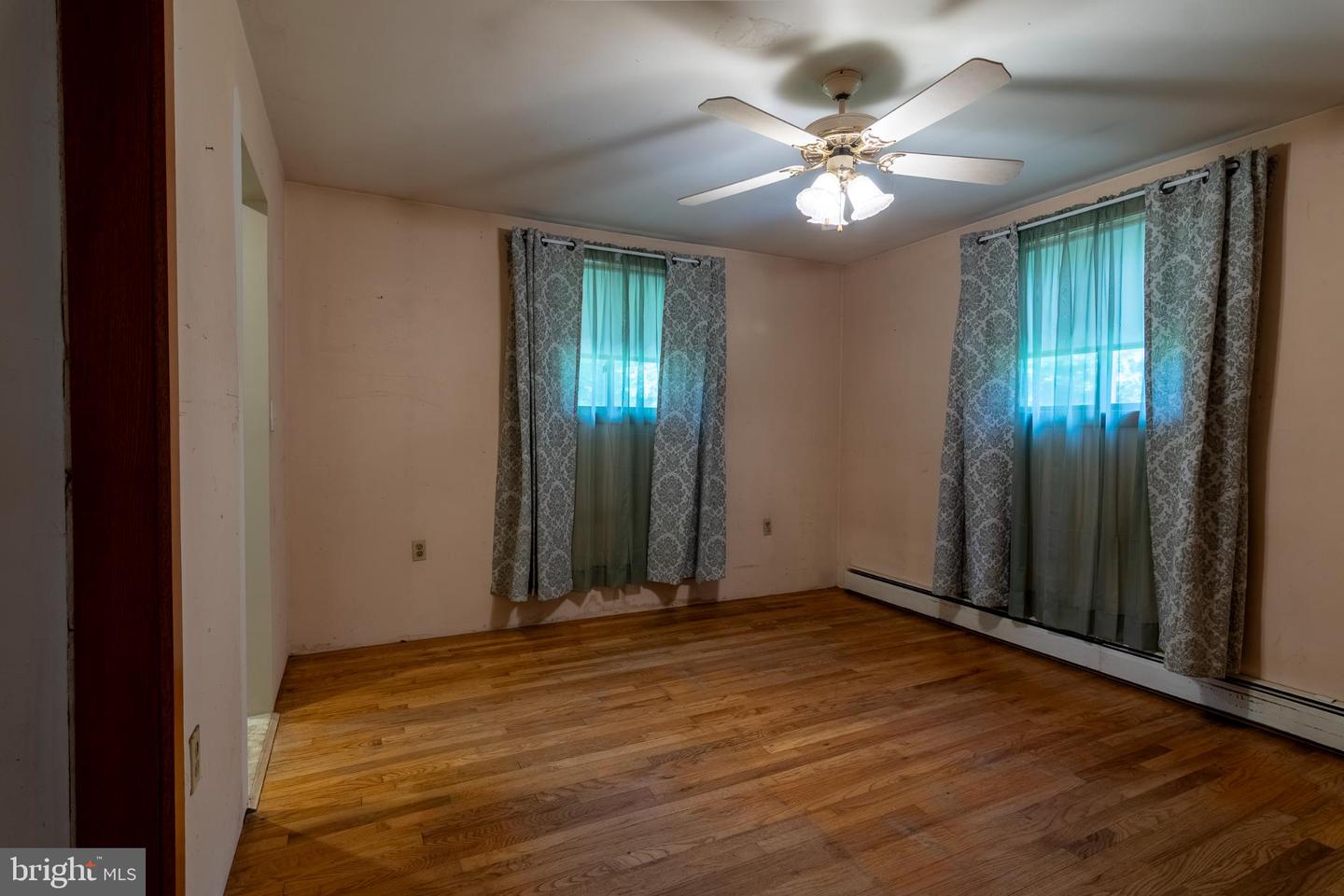 Washington, New Jersey, 07882, United States, 3 Bedrooms Bedrooms, ,2 BathroomsBathrooms,Residential,For Sale,1911658