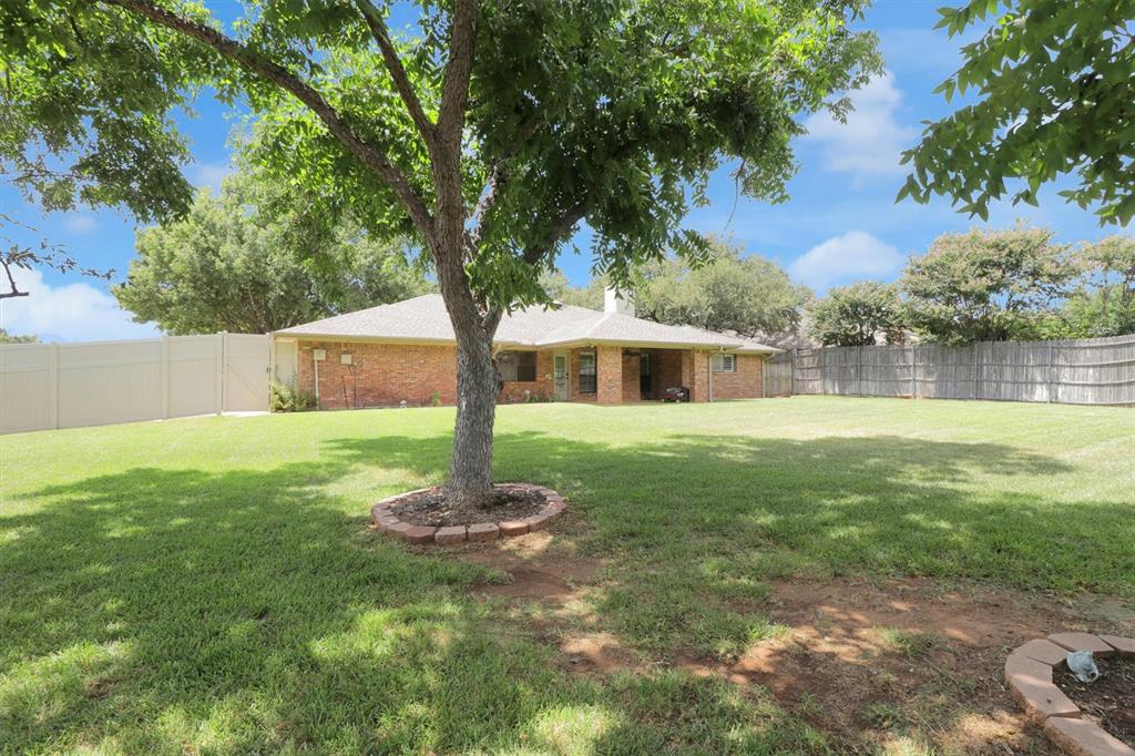 Highland Village, Texas, 75077, United States, 4 Bedrooms Bedrooms, ,2 BathroomsBathrooms,Residential,For Sale,1928390