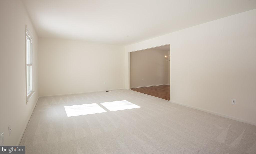 Springfield, Virginia, 22153, United States, 4 Bedrooms Bedrooms, ,3 BathroomsBathrooms,Residential,For Sale,2015320