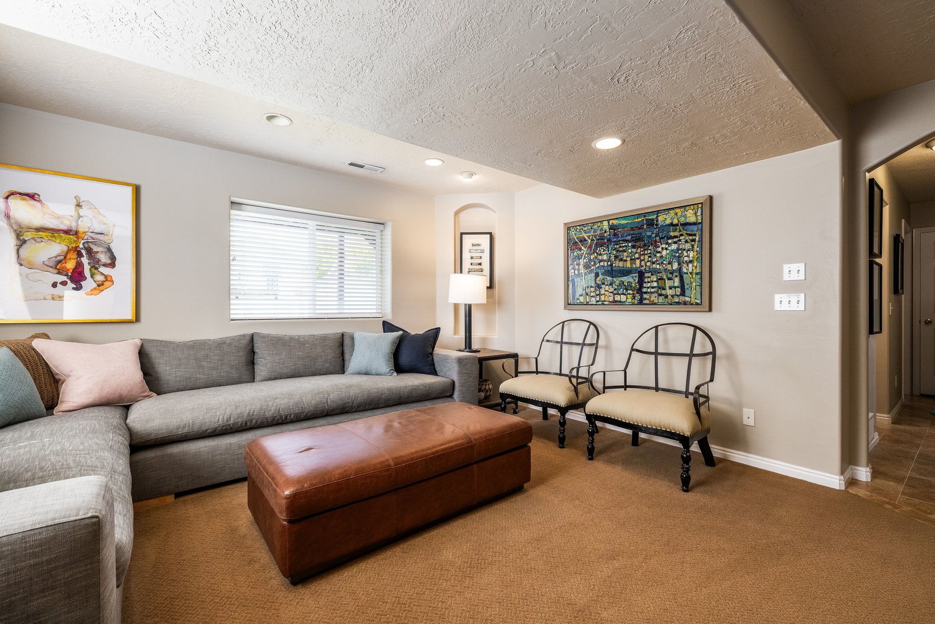  Updated 4-Bed with RV Parking, Mountain Views, and Large Fenced Backyard - 物件實景