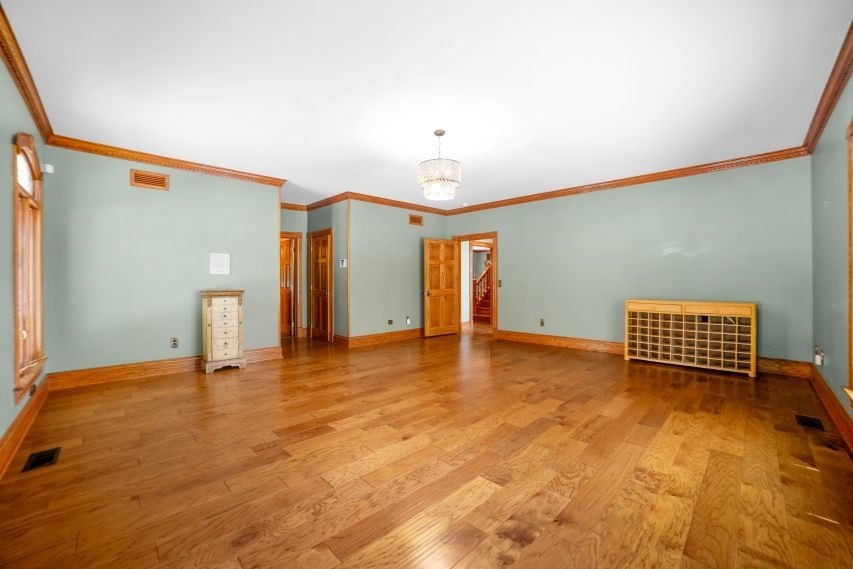 Paintsville, Kentucky, 41240, United States, 6 Bedrooms Bedrooms, ,6 BathroomsBathrooms,Residential,For Sale,1936965