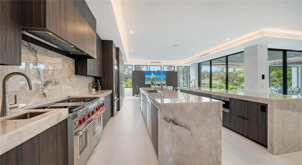 Sarasota, Florida, 34239, United States, 5 Bedrooms Bedrooms, ,8 BathroomsBathrooms,Residential,For Sale,1868707