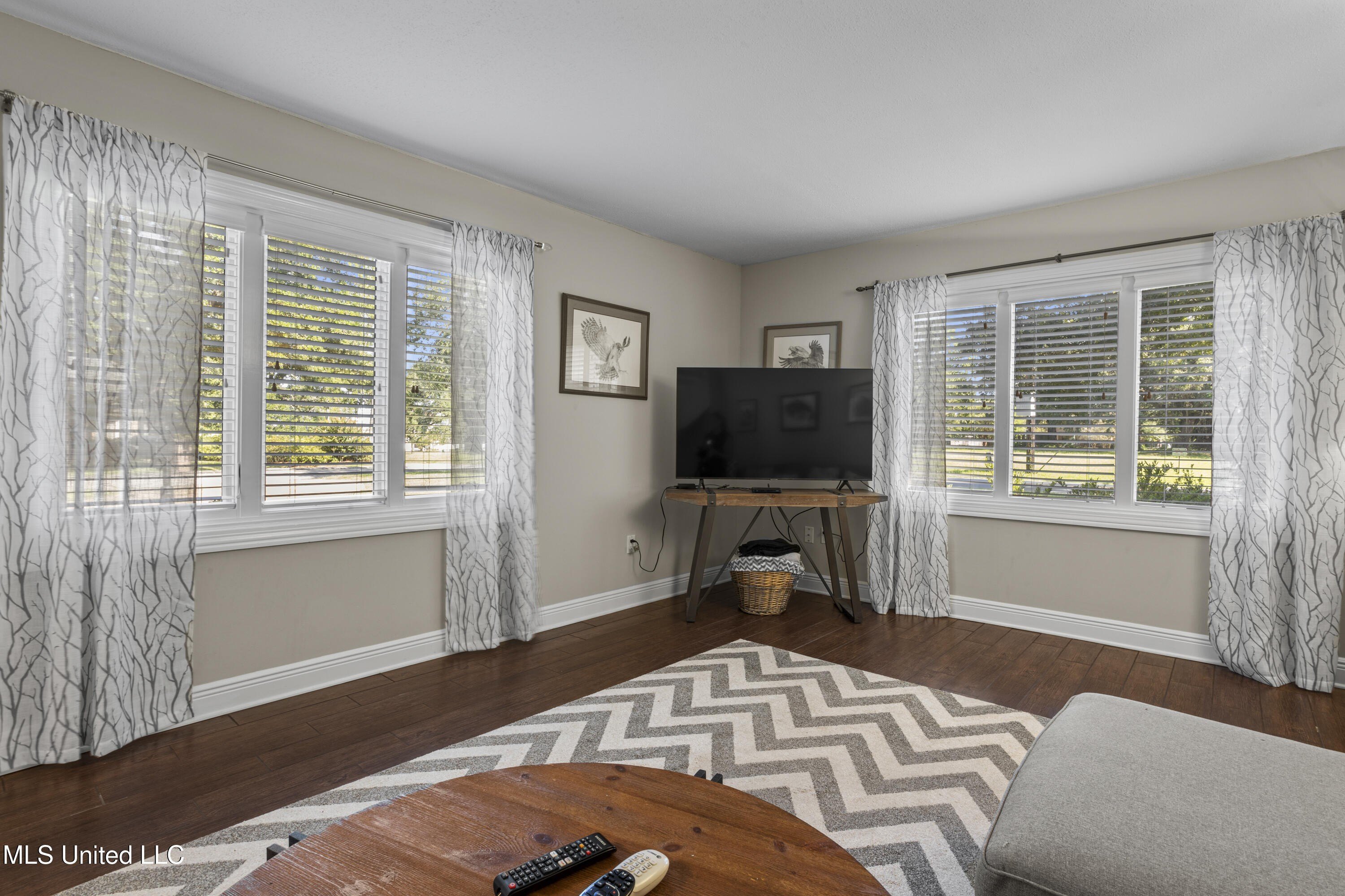 Gulfport, Mississippi, 39507, United States, 4 Bedrooms Bedrooms, ,4 BathroomsBathrooms,Residential,For Sale,1974539