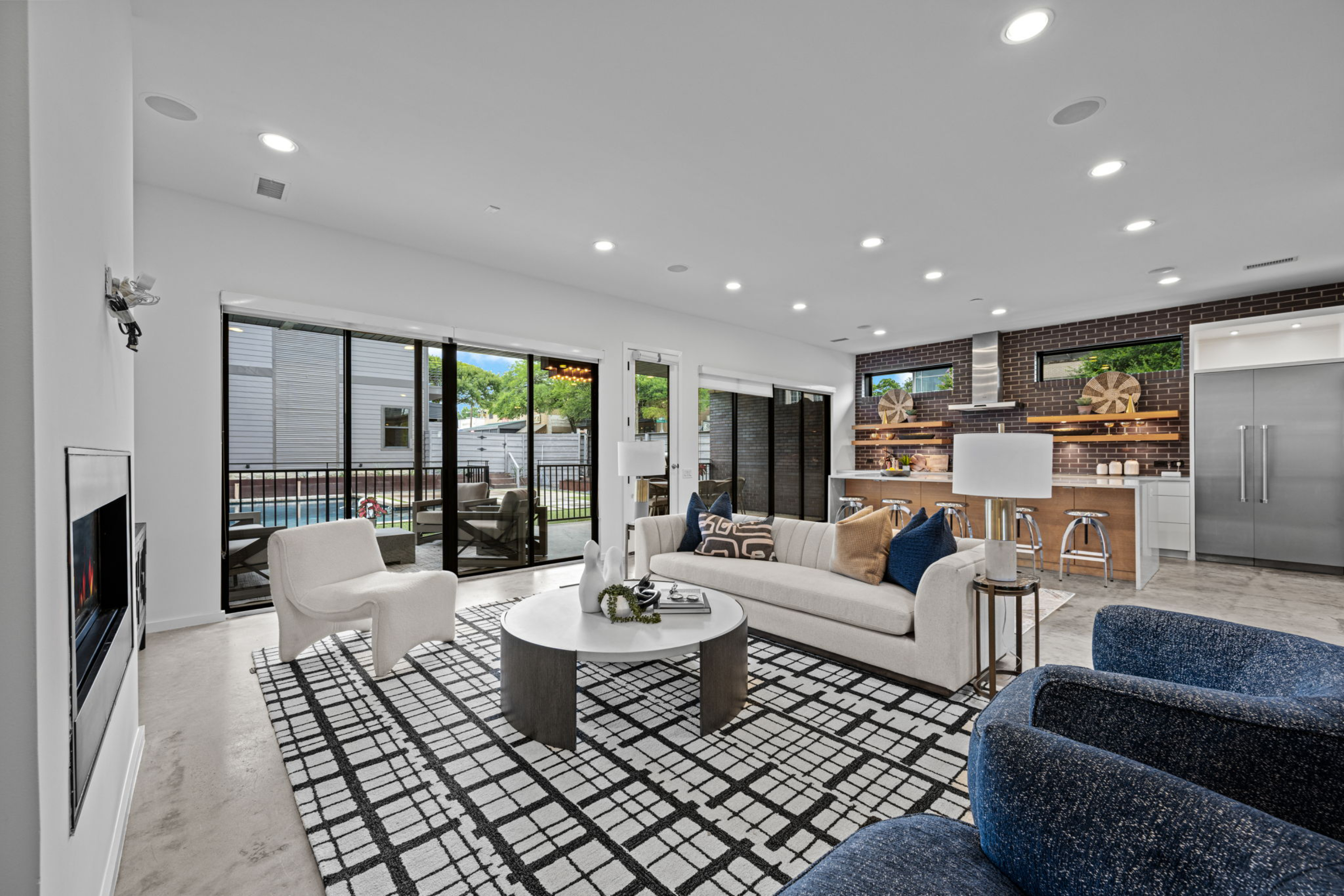  Resort-Style Living in Lower Greenville - 物件實景
