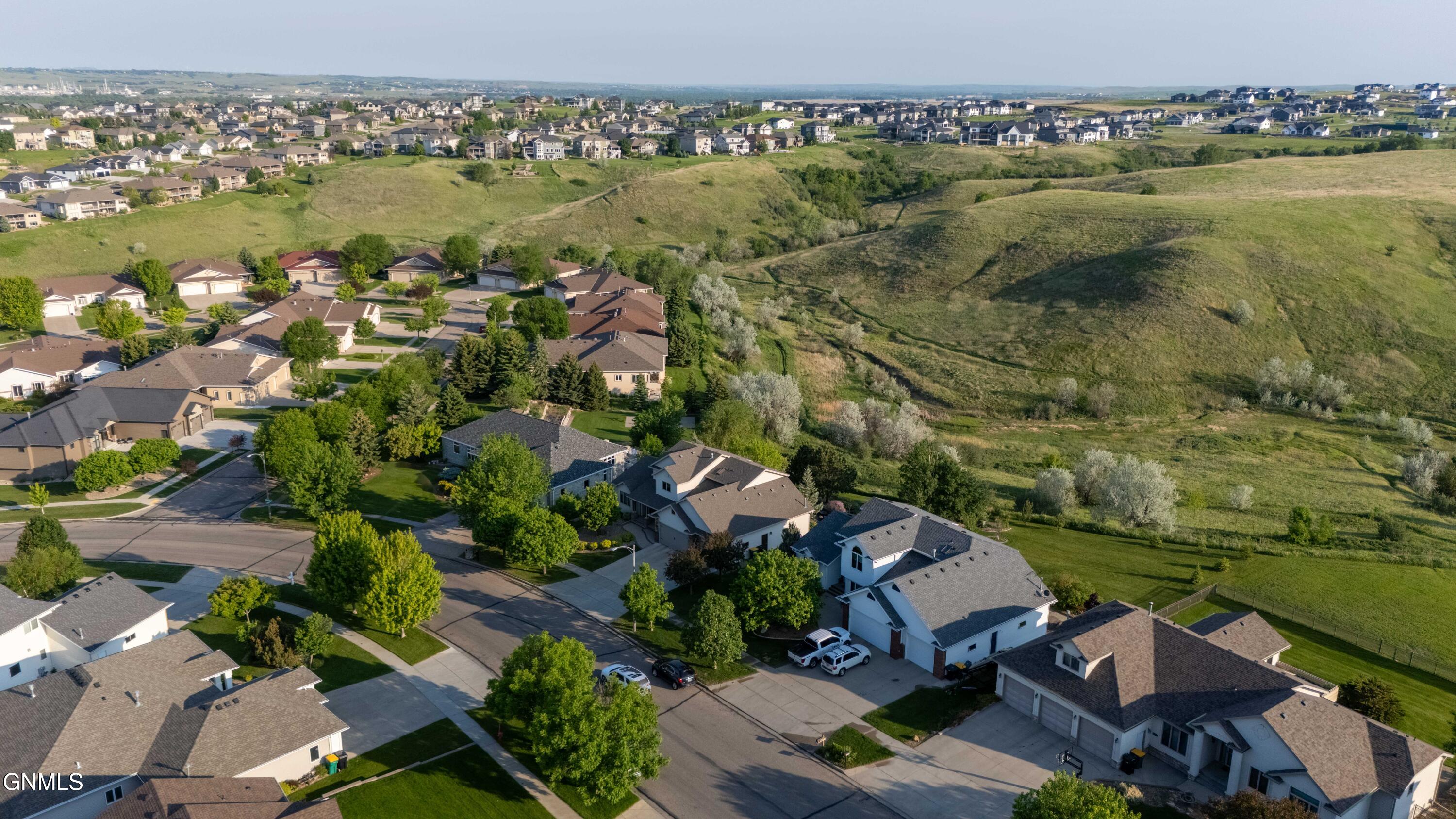 Bismarck, North Dakota, 58503, United States, 5 Bedrooms Bedrooms, ,2 BathroomsBathrooms,Residential,For Sale,2001566