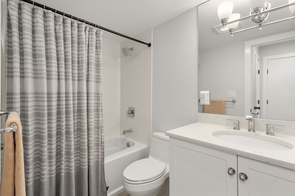 Newton, Massachusetts, 02467, United States, 2 Bedrooms Bedrooms, ,2 BathroomsBathrooms,Residential,For Sale,1901534