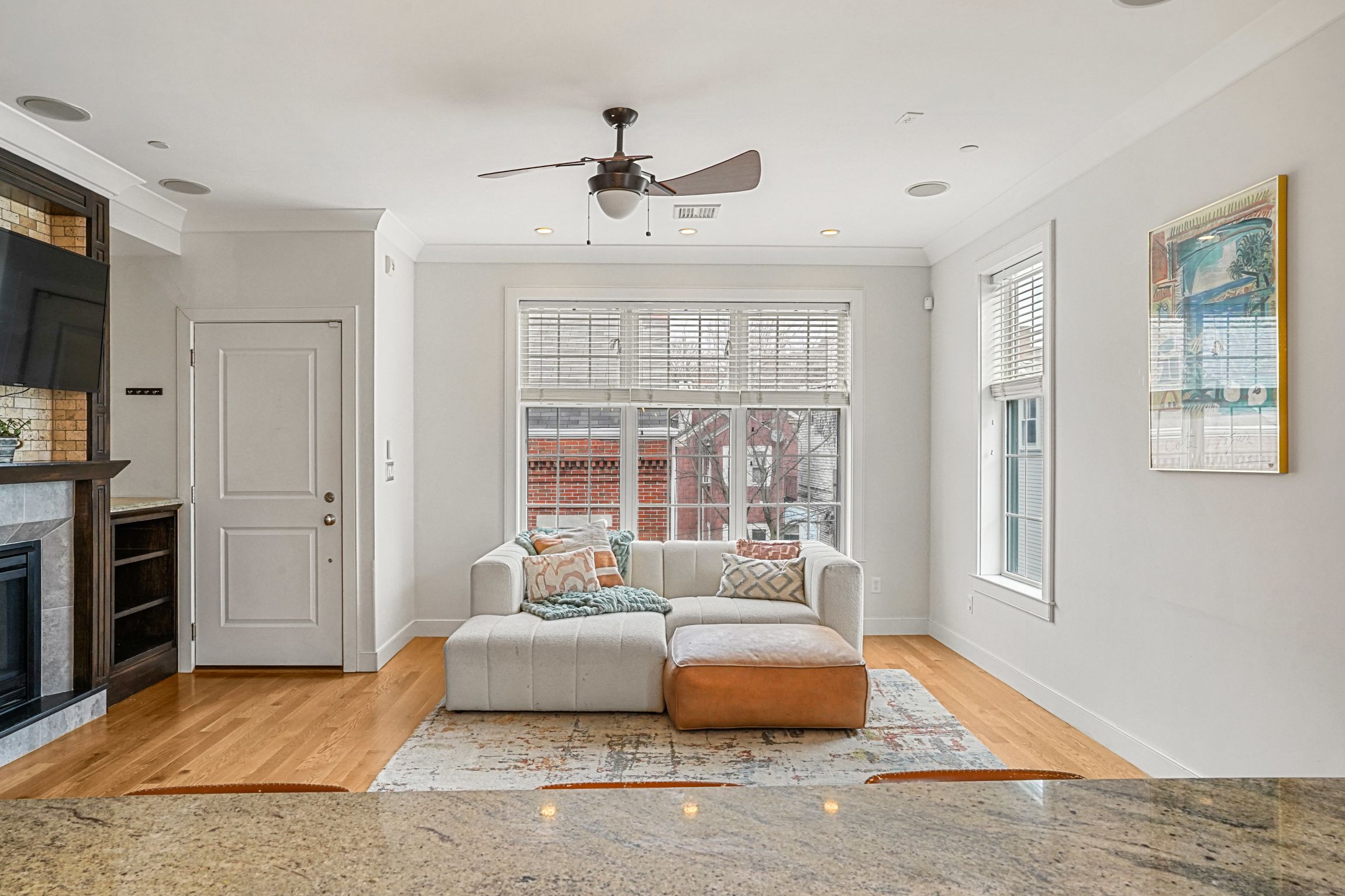  235 Gold St, Boston, MA, 02127 - 物件實景