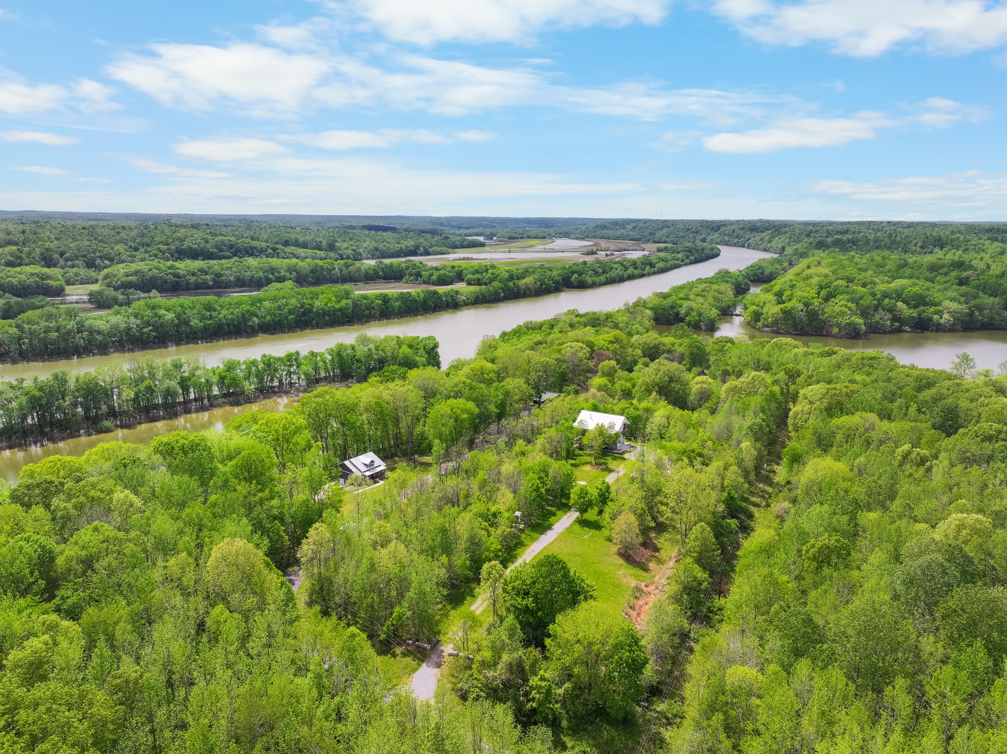 Indian Mound, Tennessee, 37079, United States, 6 Bedrooms Bedrooms, ,6 BathroomsBathrooms,Residential,For Sale,1842968