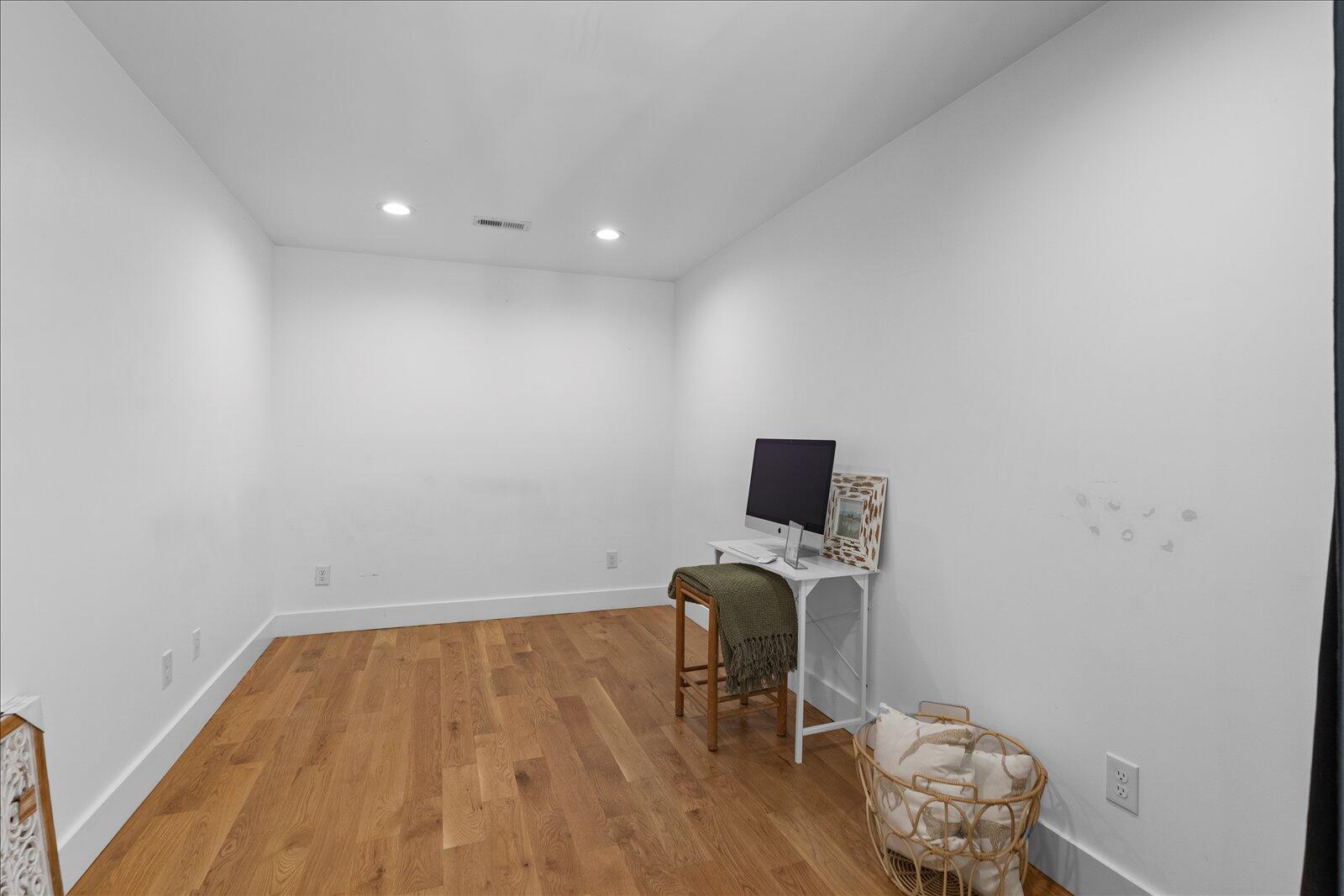 Jasper, Tennessee, 37347, United States, 3 Bedrooms Bedrooms, ,2 BathroomsBathrooms,Residential,For Sale,1976717