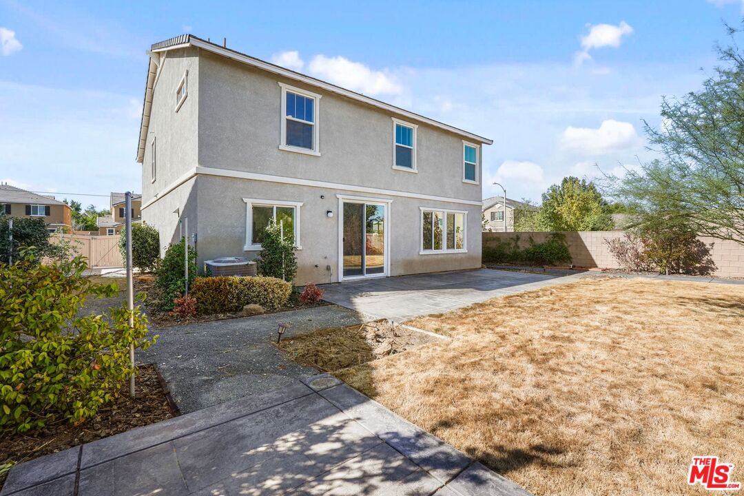 Lancaster, California, 93534, United States, 5 Bedrooms Bedrooms, ,3 BathroomsBathrooms,Residential,For Sale,1942304