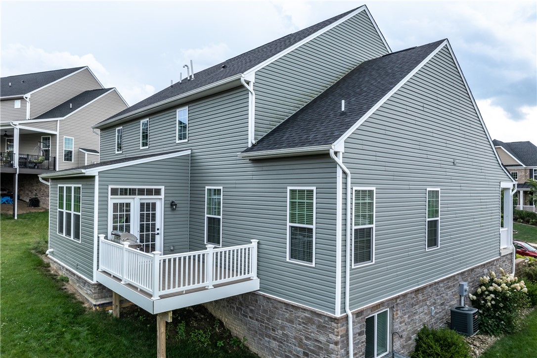 Robinson Twp, Pennsylvania, 15136, United States, 5 Bedrooms Bedrooms, ,4 BathroomsBathrooms,Residential,For Sale,1906122
