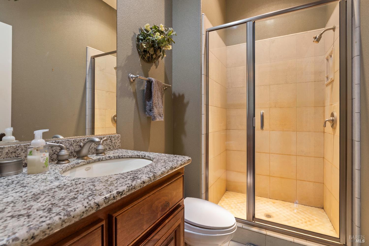 Kelseyville, California, 95451, United States, 5 Bedrooms Bedrooms, ,7 BathroomsBathrooms,Residential,For Sale,2000085