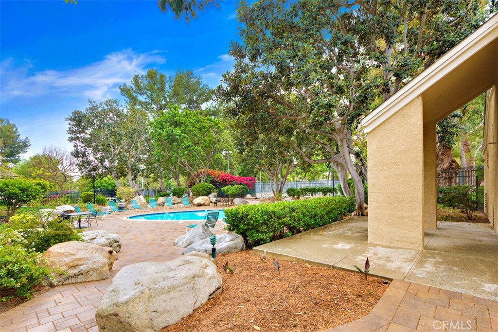 Irvine, California, 92620, United States, 1 Bedroom Bedrooms, ,2 BathroomsBathrooms,Residential,For Sale,1906882