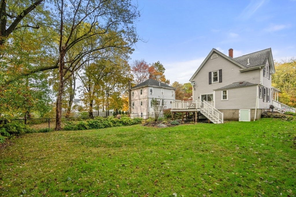 Rockland, Massachusetts, 02370, United States, 3 Bedrooms Bedrooms, ,1 BathroomBathrooms,Residential,For Sale,1968670