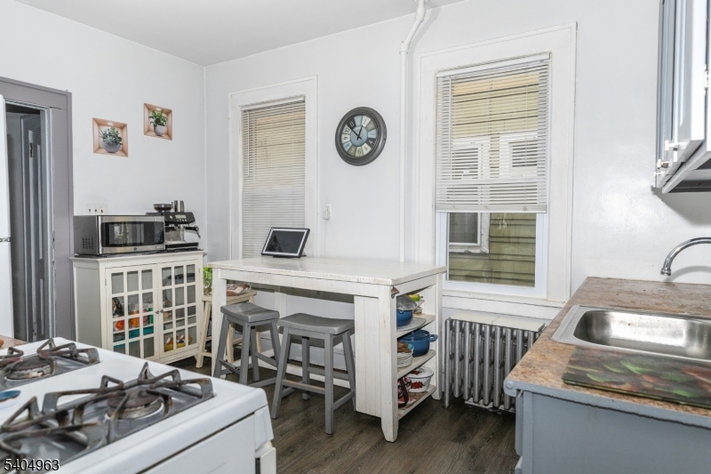 Clifton City, New Jersey, 07011-1334, United States, 4 Bedrooms Bedrooms, ,Residential,For Sale,2009081