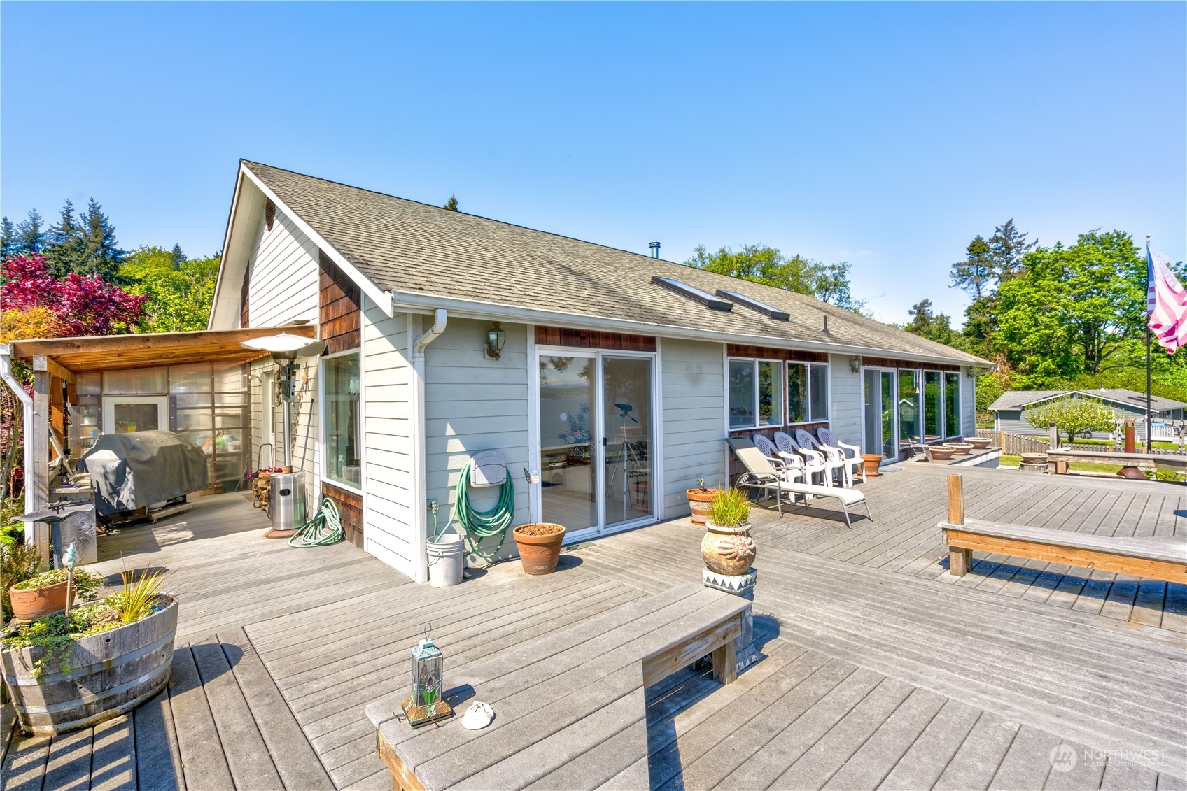 Hat Island, Washington, 98206, United States, 3 Bedrooms Bedrooms, ,1 BathroomBathrooms,Residential,For Sale,1928983