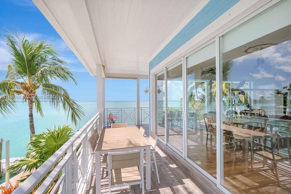 Islamorada, Florida, 33036, United States, 8 Bedrooms Bedrooms, ,10 BathroomsBathrooms,Residential,For Sale,1807381