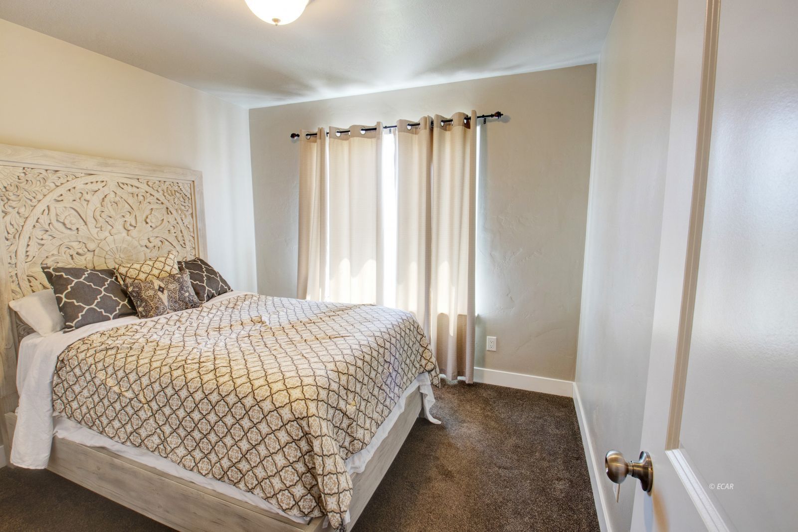 Elko, Nevada, 89801, United States, 6 Bedrooms Bedrooms, ,3 BathroomsBathrooms,Residential,For Sale,1868372