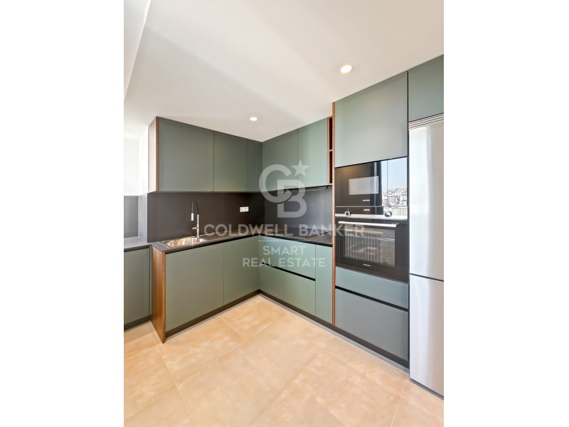 A Coruña, Galicia, 15006, ES, 3 Bedrooms Bedrooms, ,2 BathroomsBathrooms,Residential,For Sale,1932628