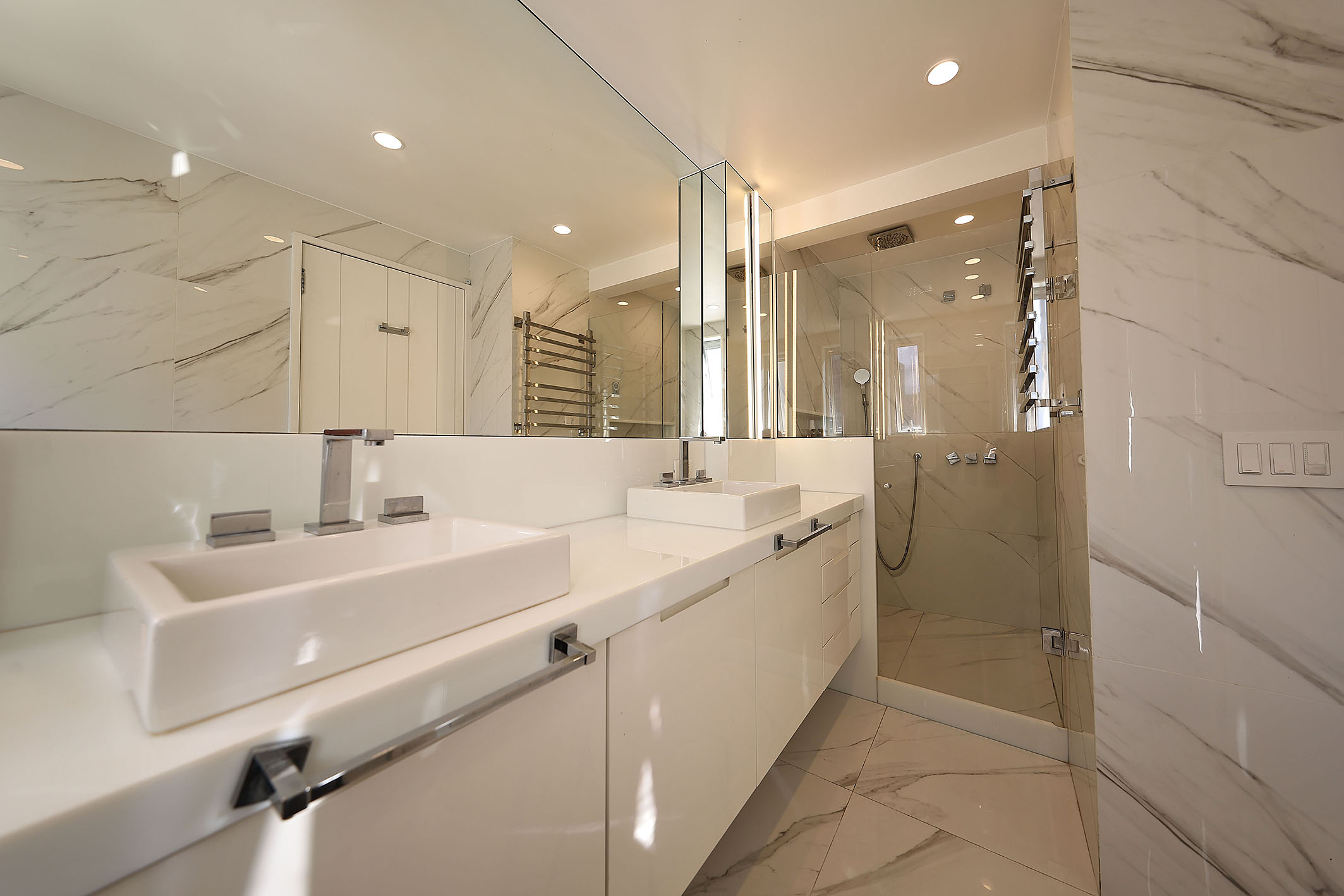  Renovated high-floor apartment with open views in Leblon - 物件實景