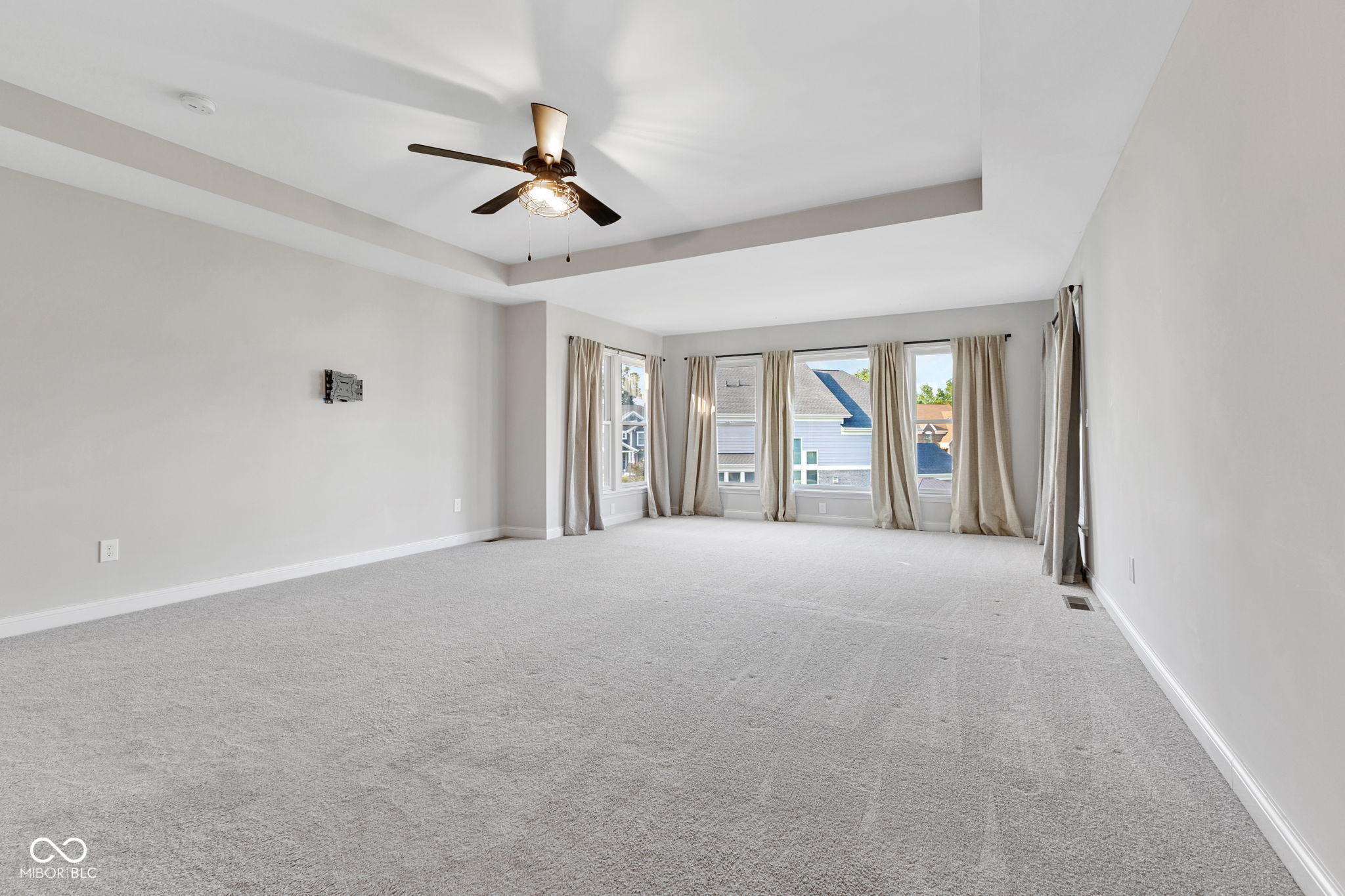 Fishers, Indiana, 46037, United States, 5 Bedrooms Bedrooms, ,4 BathroomsBathrooms,Residential,For Sale,1973782