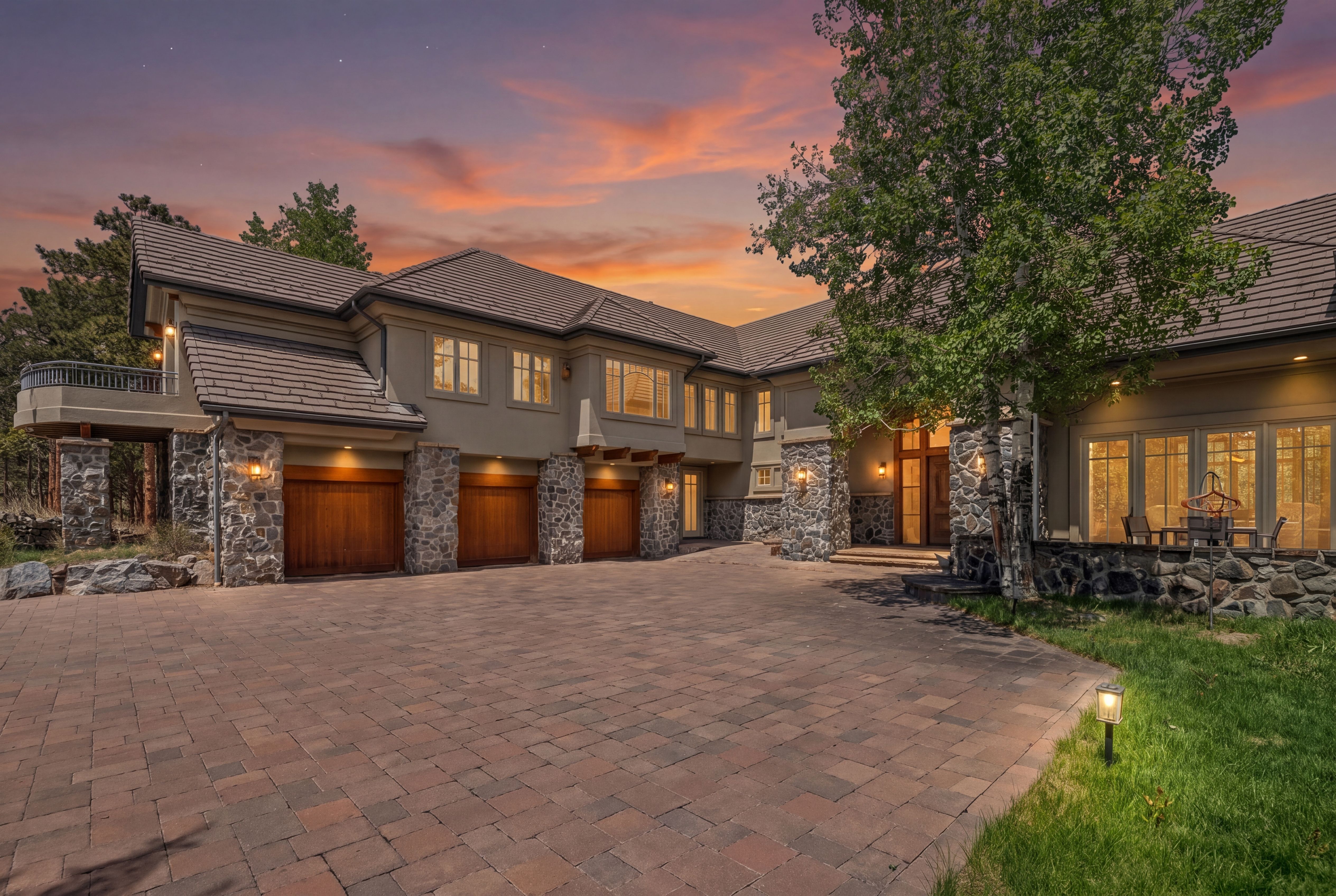  Extraordinary Custom Estate - 物件實景