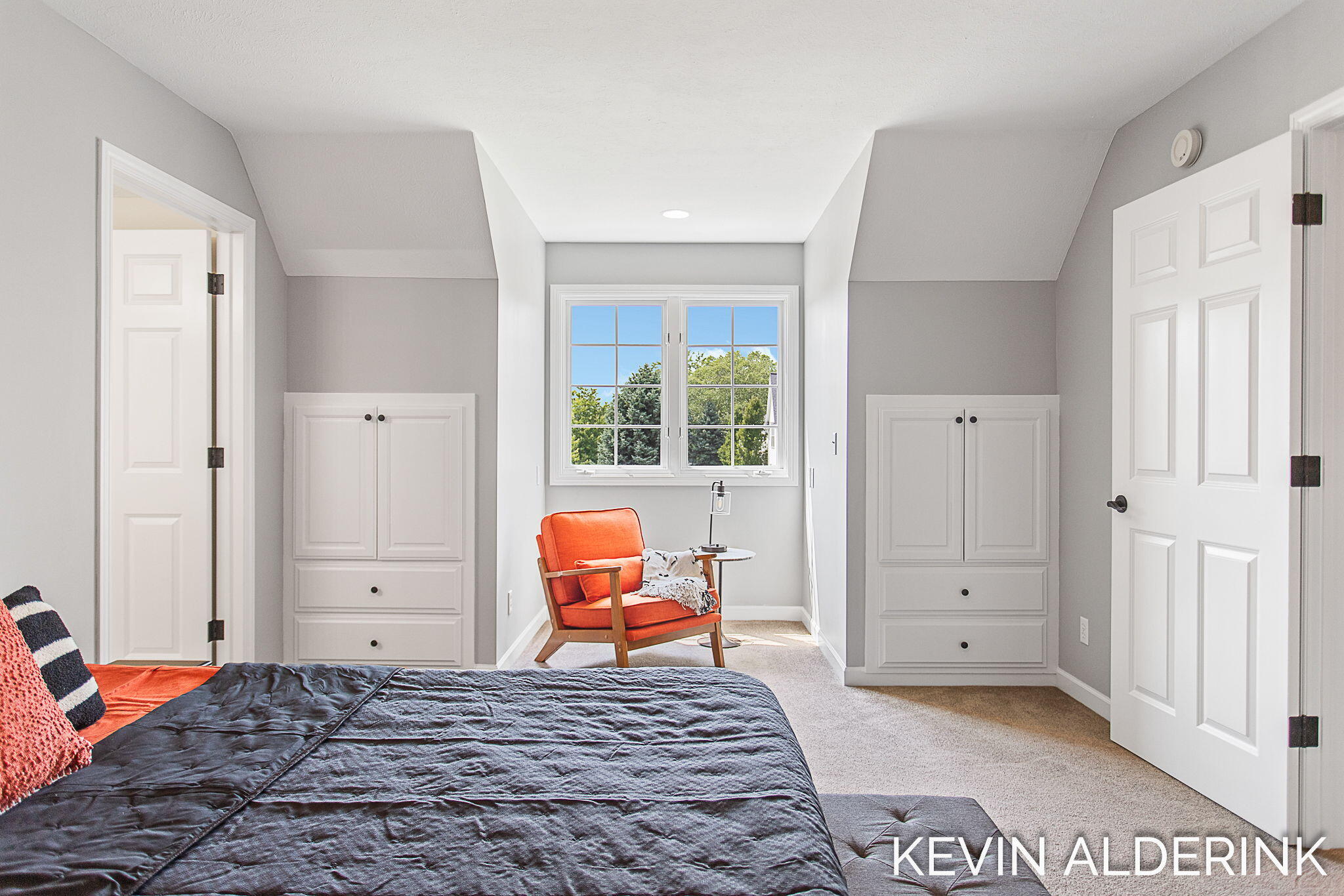 Holland, Michigan, 49423, United States, 5 Bedrooms Bedrooms, ,6 BathroomsBathrooms,Residential,For Sale,1908237